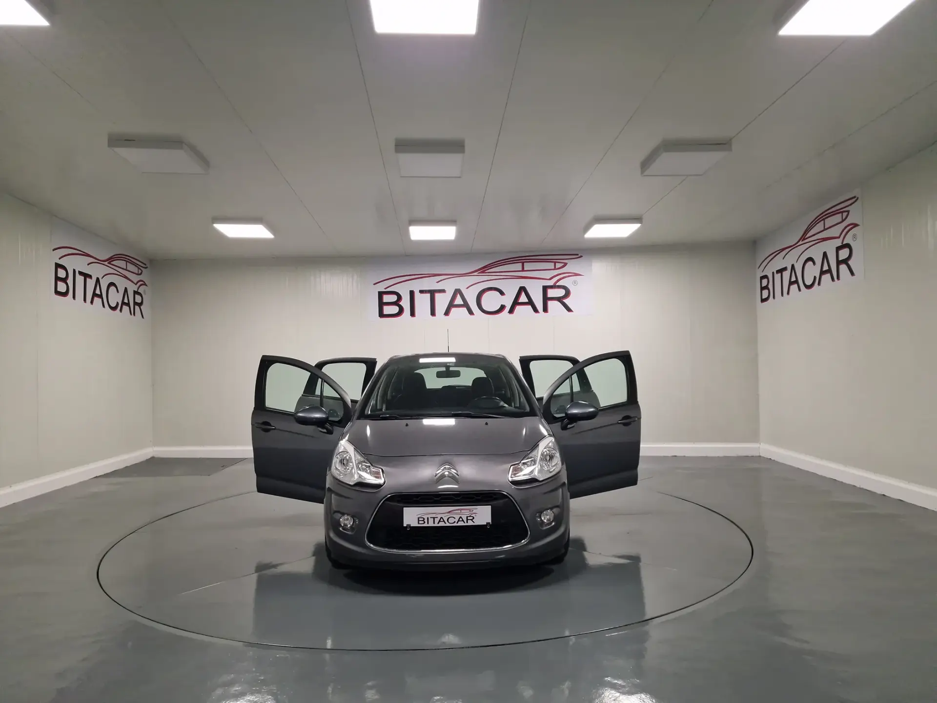 Citroën C3 1.4 HDI TETO PANORÂMICO 22