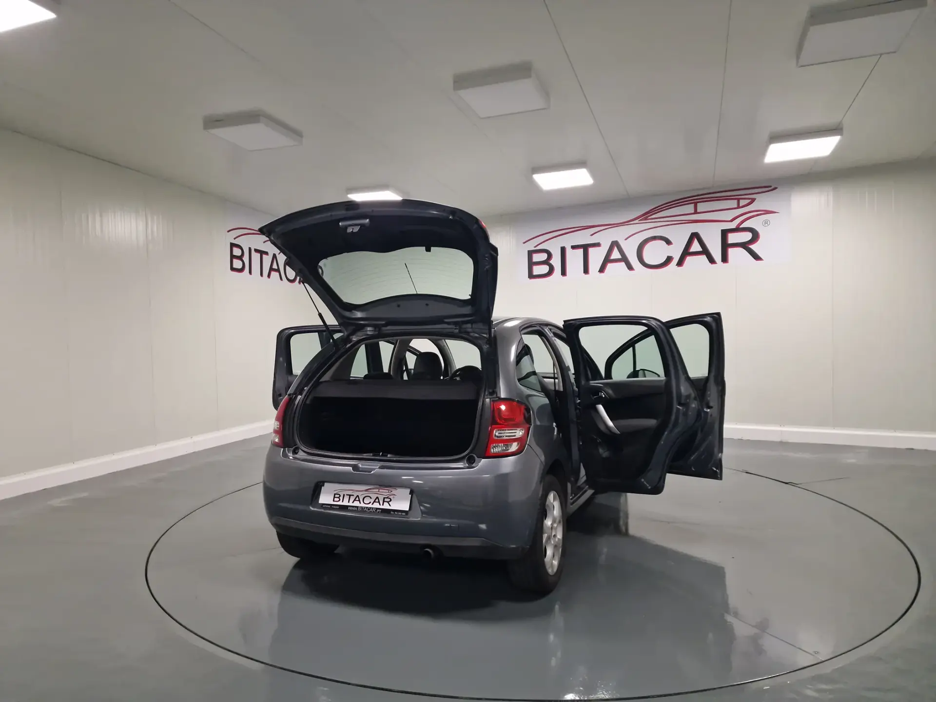 Citroën C3 1.4 HDI TETO PANORÂMICO 32