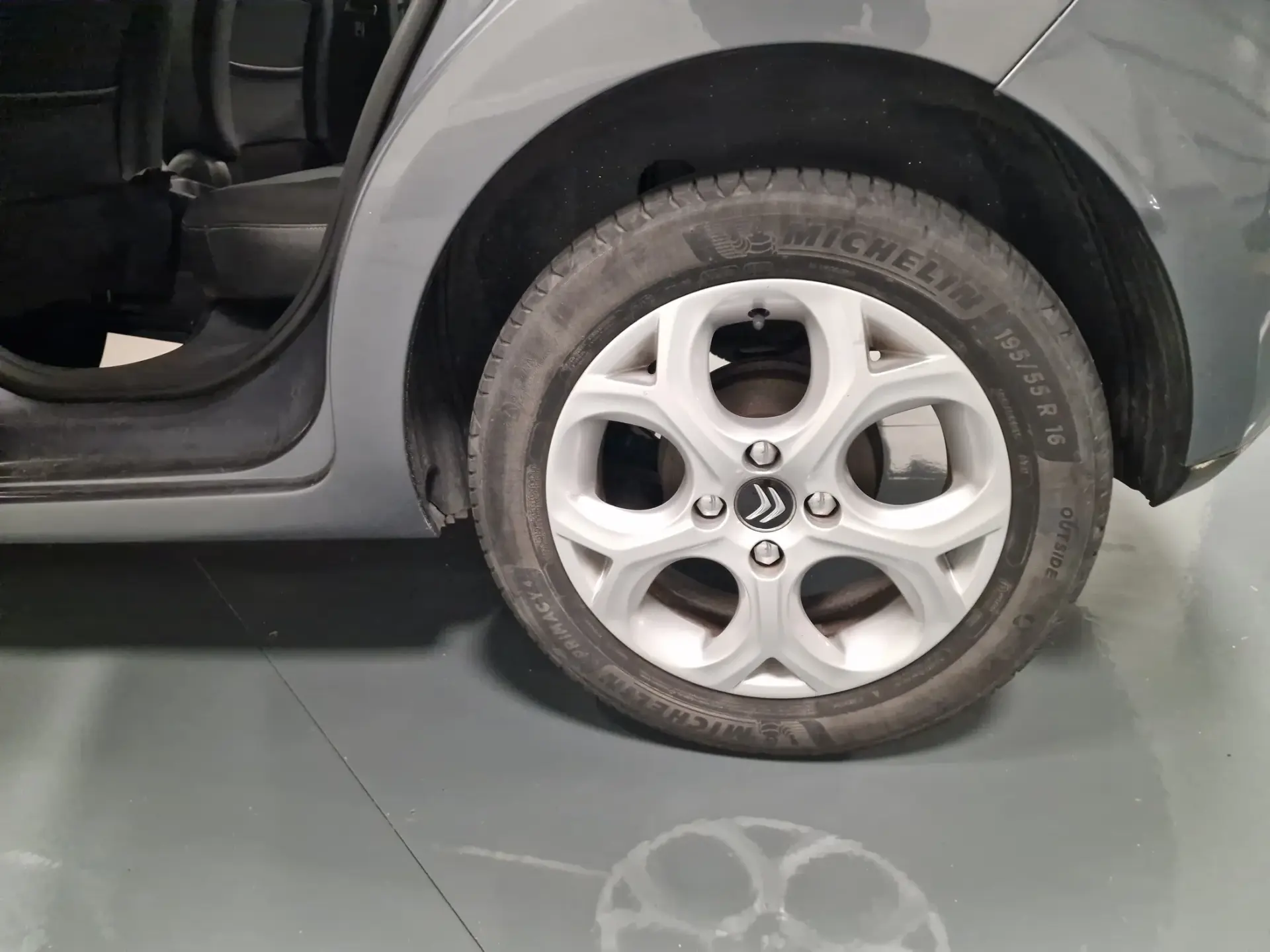 Citroën C3 1.4 HDI TETO PANORÂMICO 35