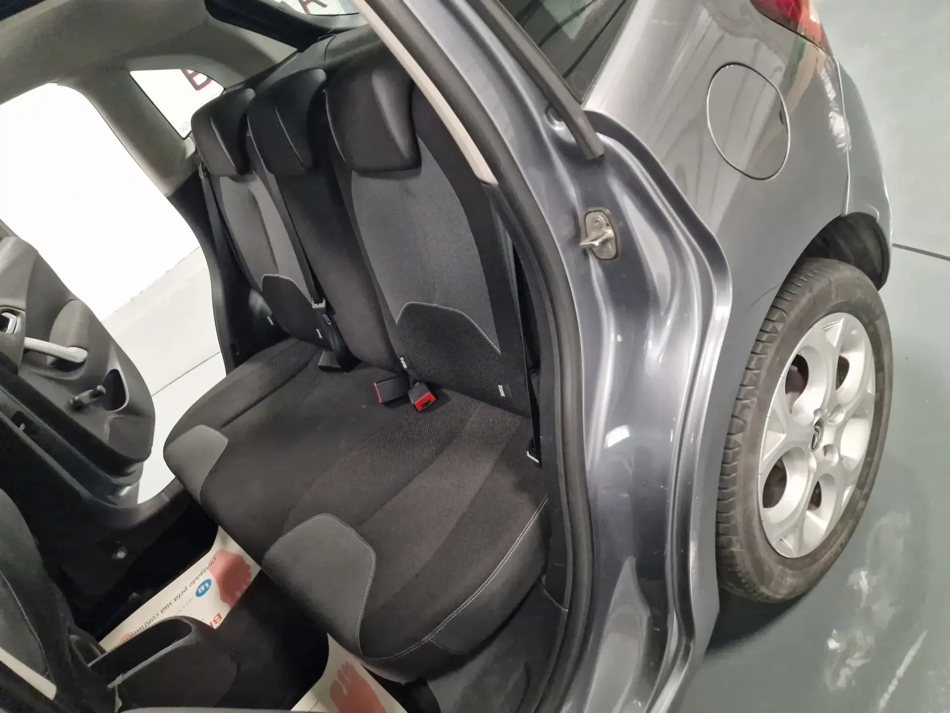 Citroën C3 1.4 HDI TETO PANORÂMICO 36