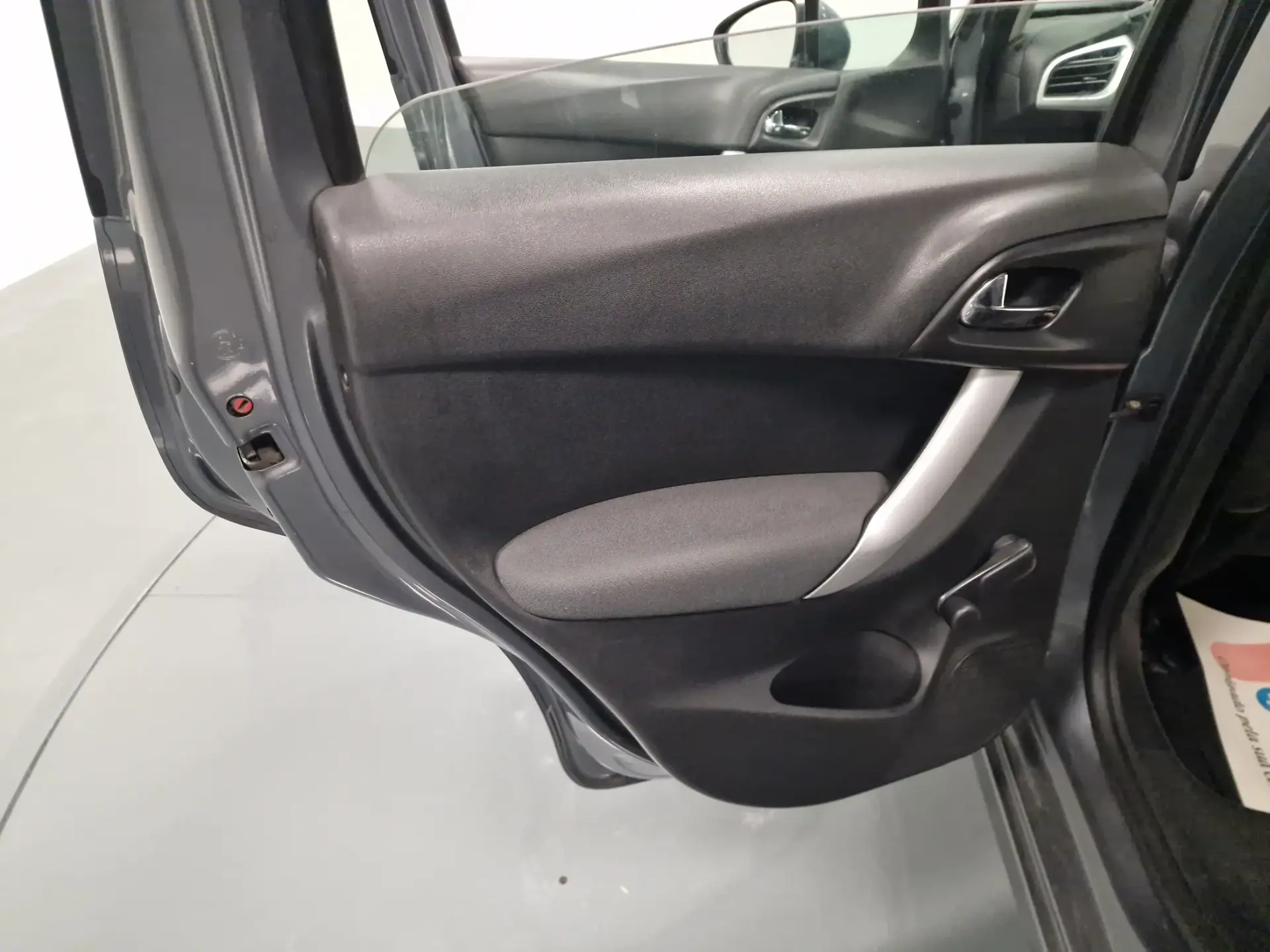 Citroën C3 1.4 HDI TETO PANORÂMICO 37