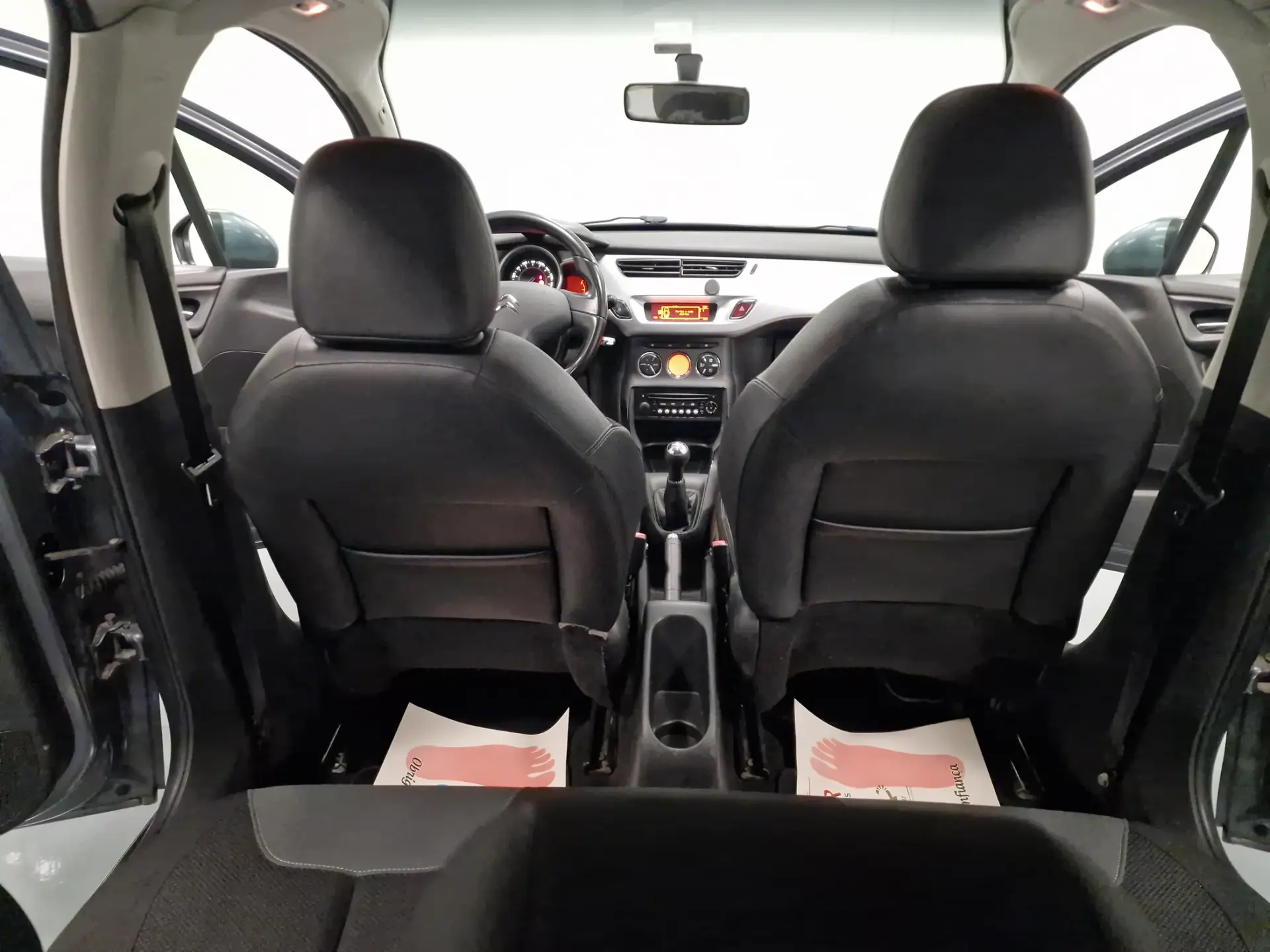 Citroën C3 1.4 HDI TETO PANORÂMICO 39