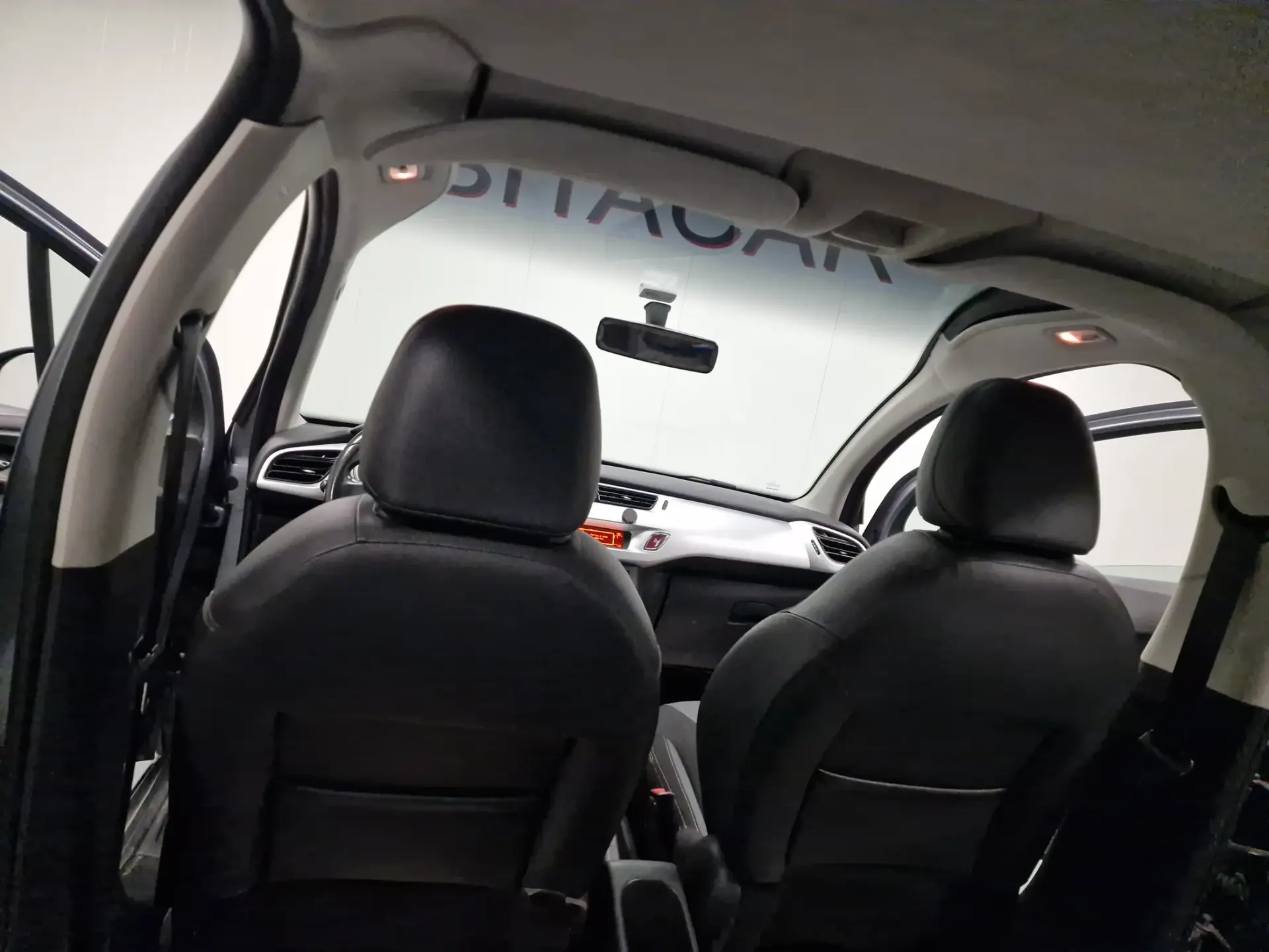 Citroën C3 1.4 HDI TETO PANORÂMICO 40