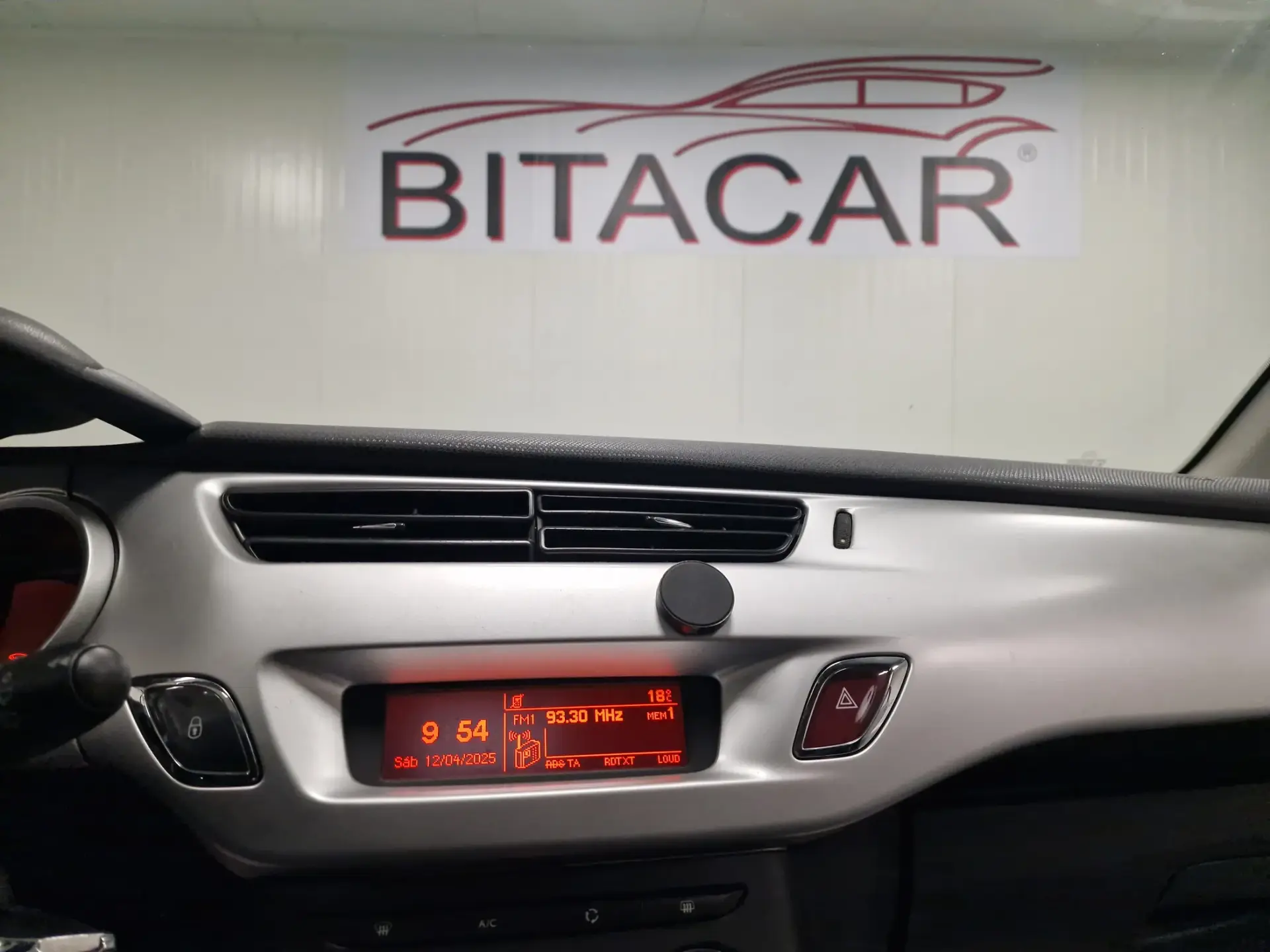 Citroën C3 1.4 HDI TETO PANORÂMICO 65