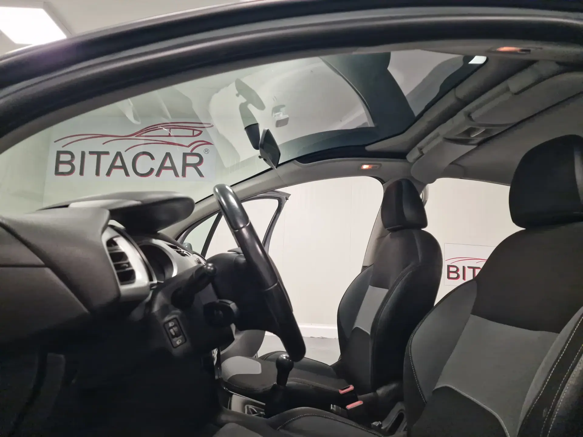 Citroën C3 1.4 HDI TETO PANORÂMICO 71