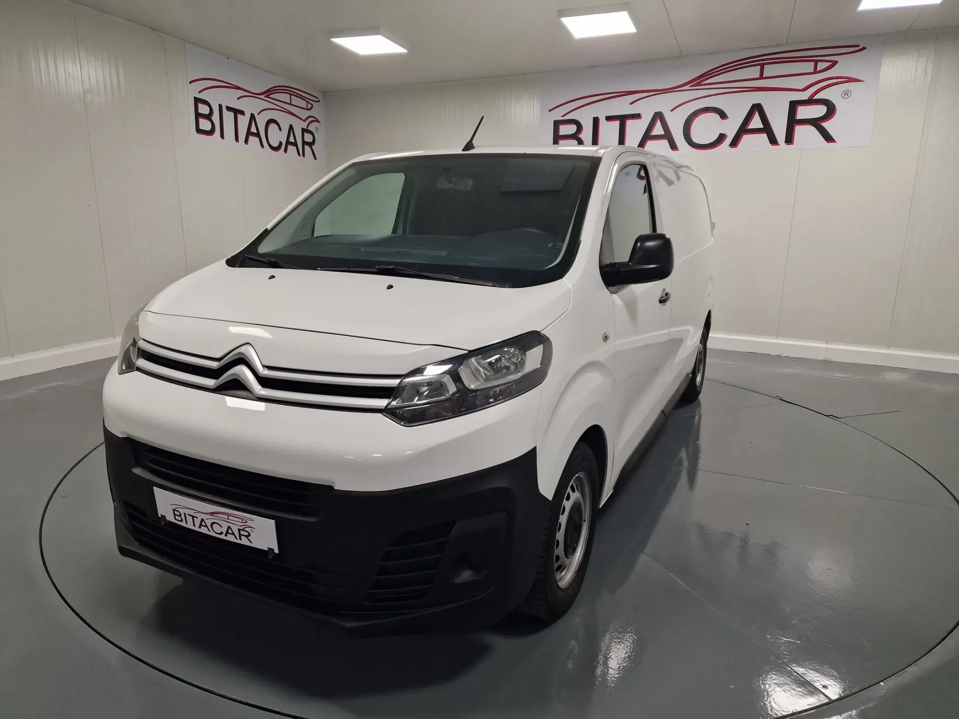 Citroën Jumpy 1.6 BlueHDi M Confort 13