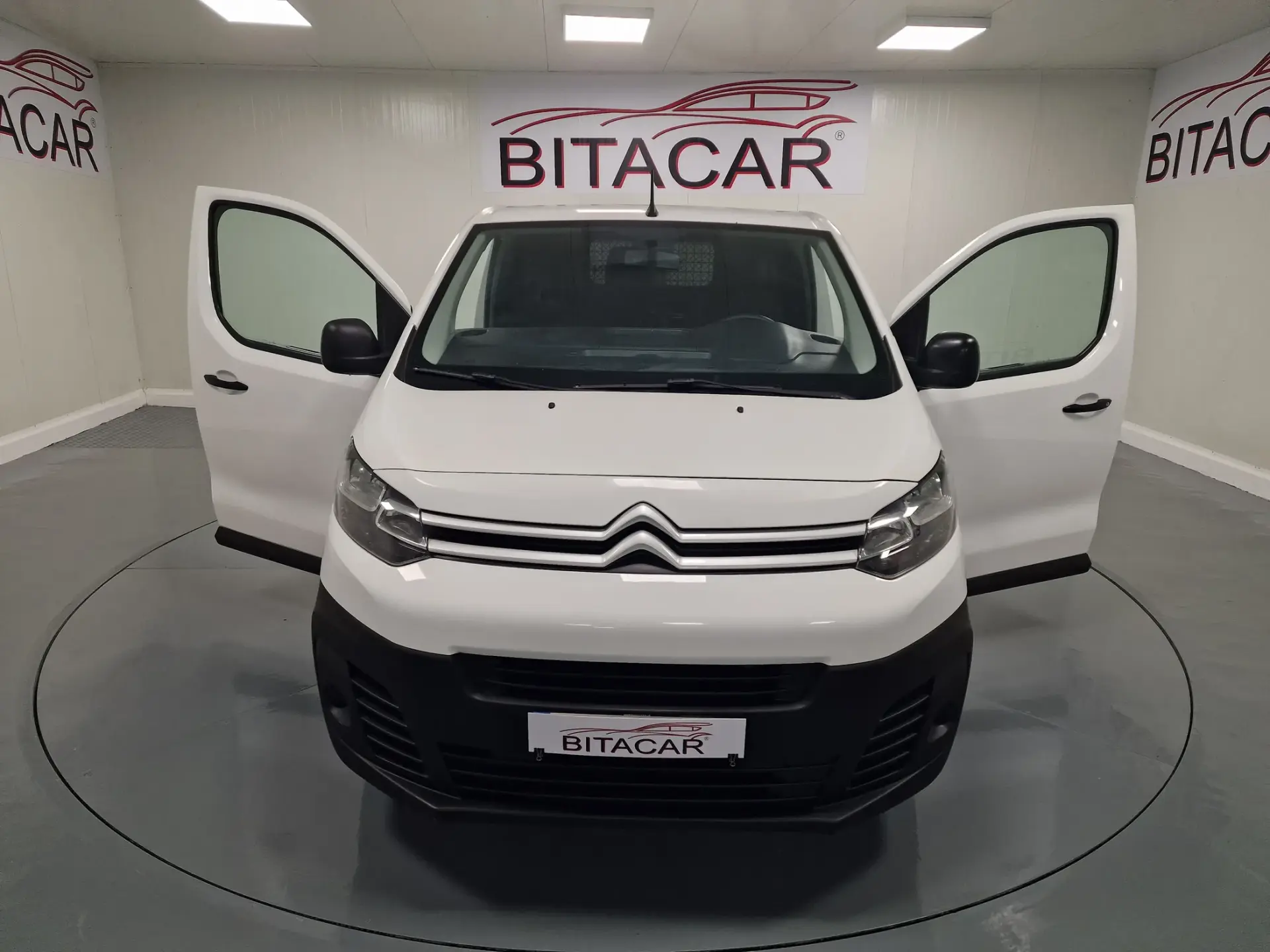 Citroën Jumpy 1.6 BlueHDi M Confort 19