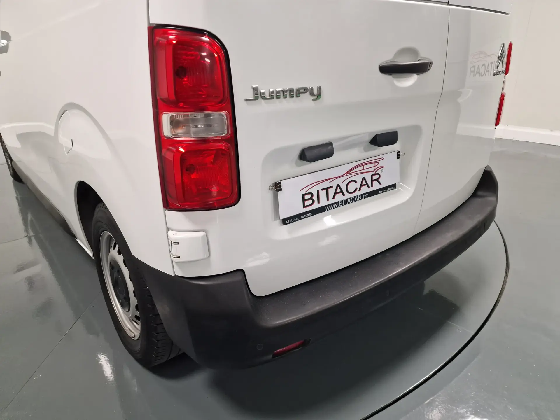 Citroën Jumpy 1.6 BlueHDi M Confort 23