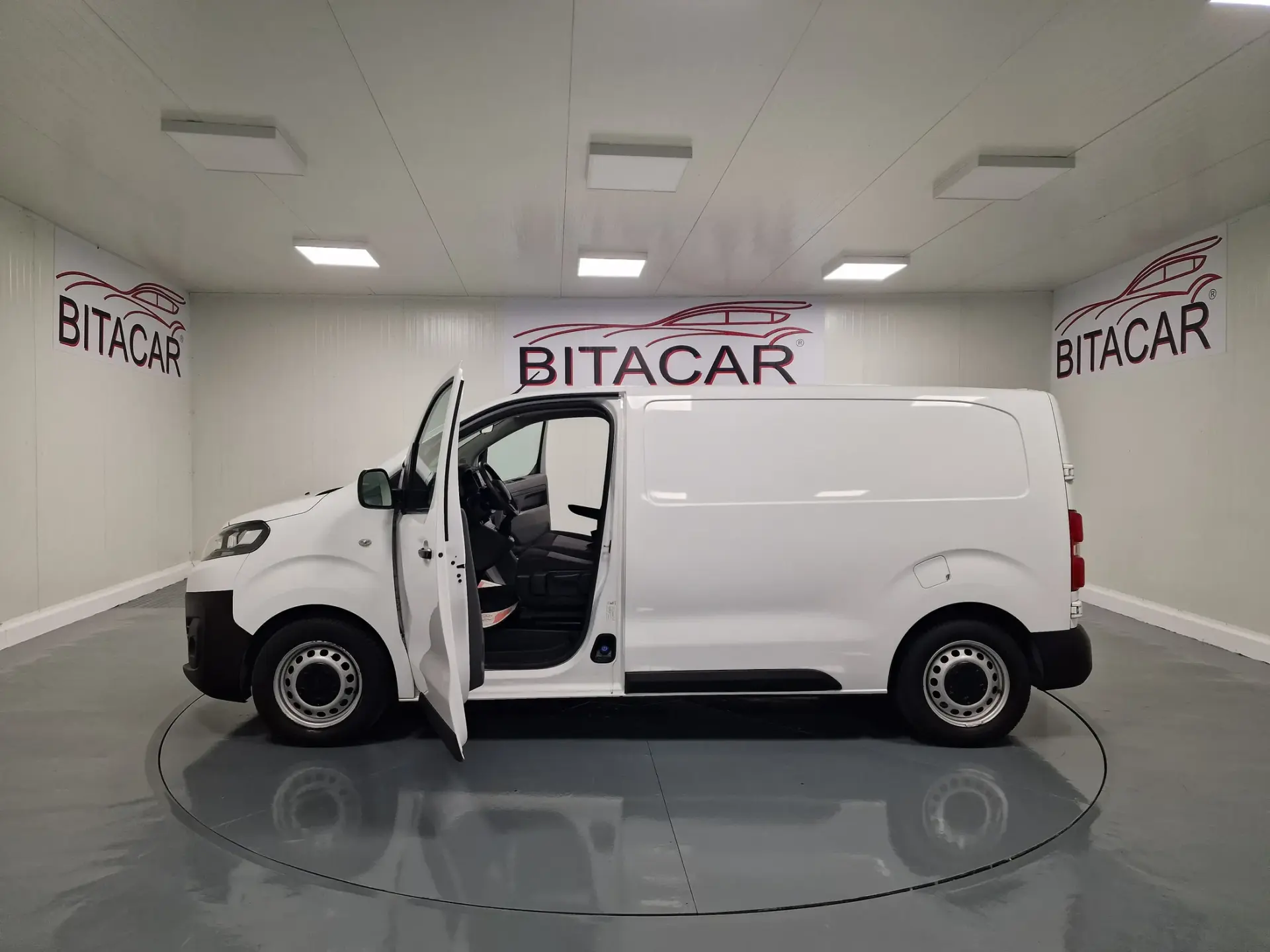 Citroën Jumpy 1.6 BlueHDi M Confort 33
