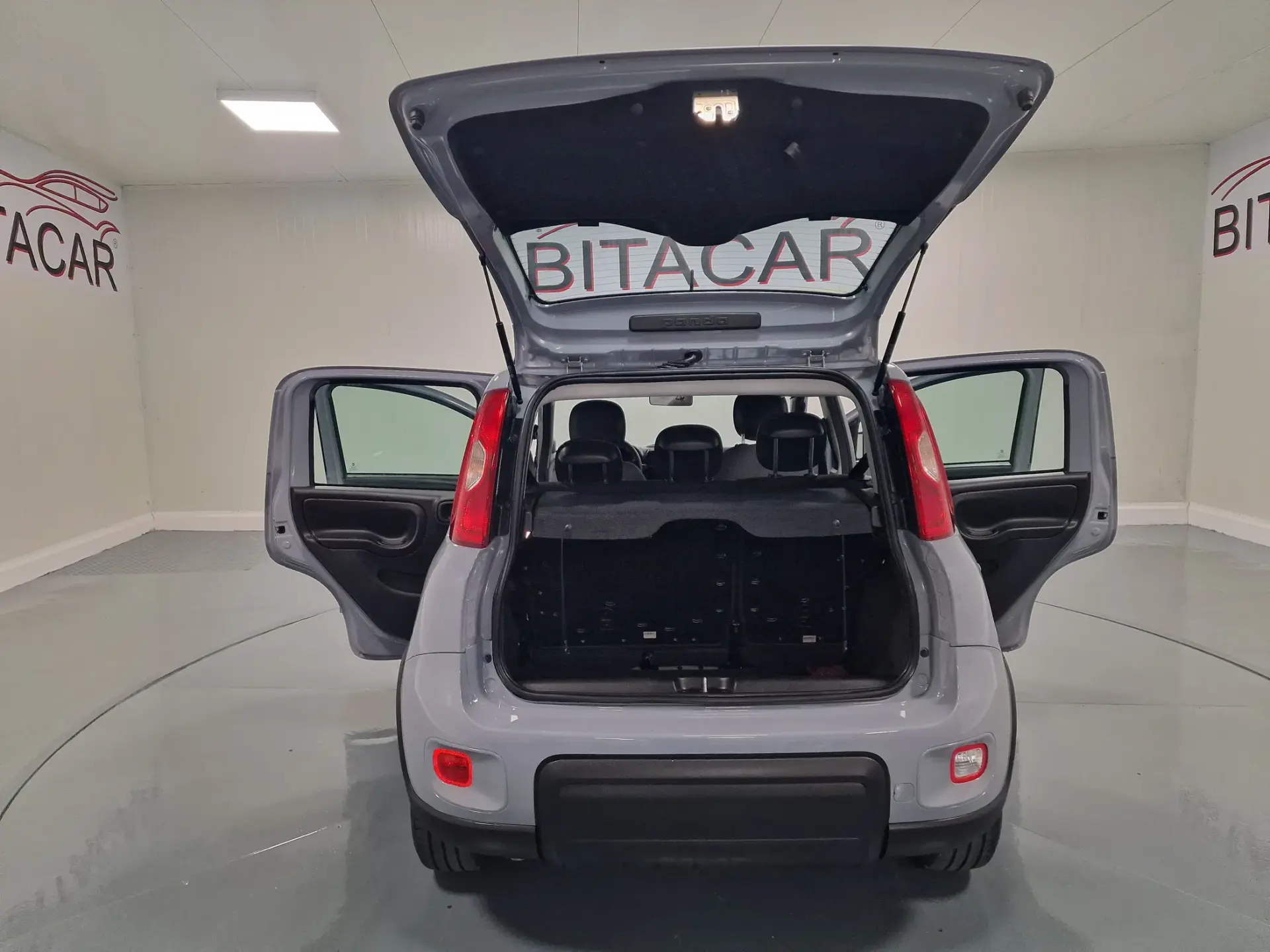 Fiat Panda 1.0 HYBRID CITY LIFE 29