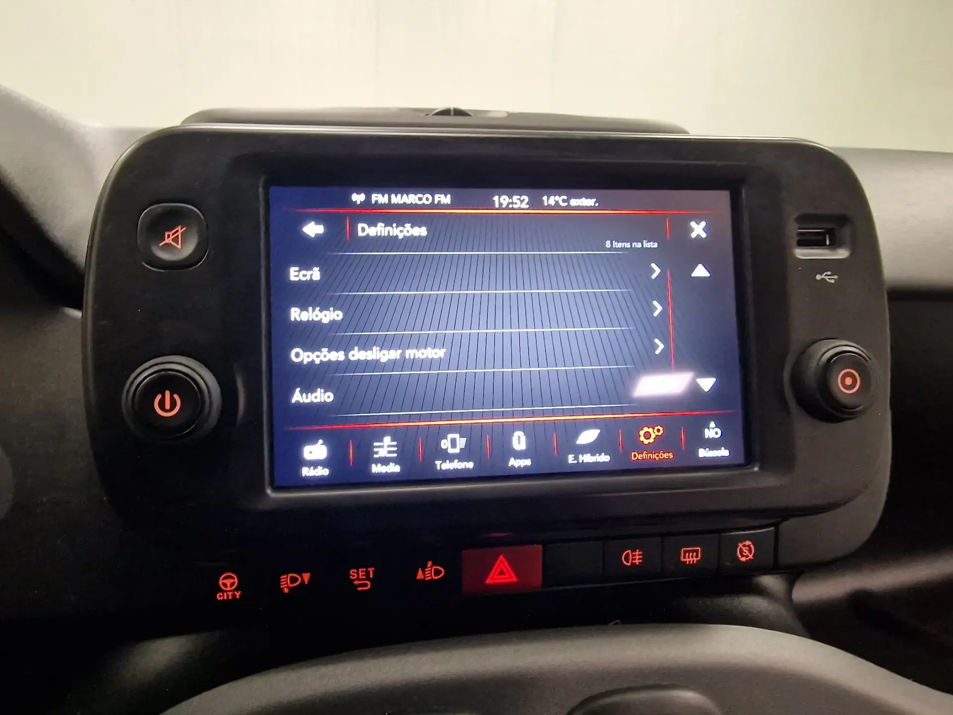 Fiat Panda 1.0 HYBRID CITY LIFE 64