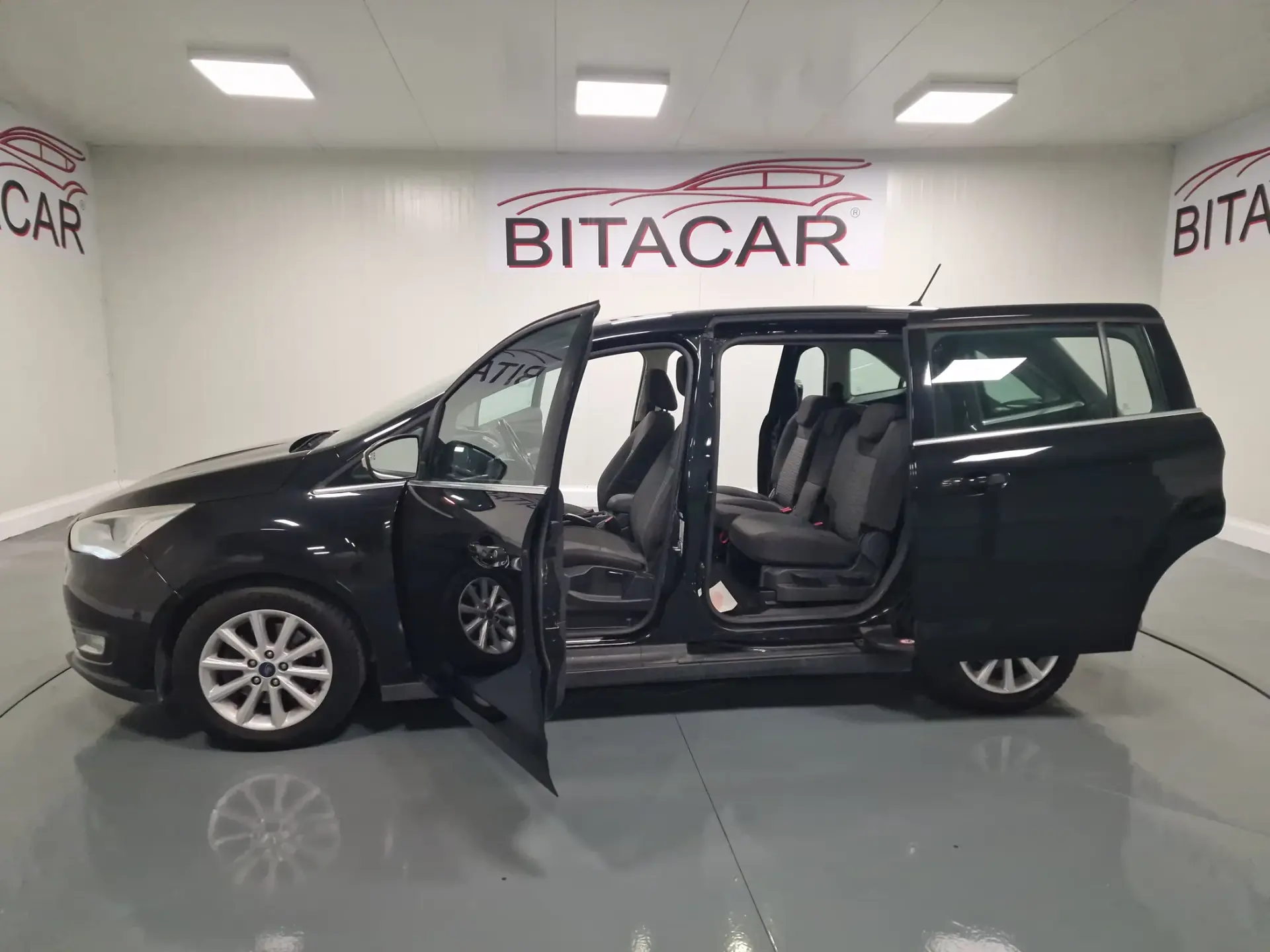 Ford Grand C-Max 1.0 SCTi Titanium S/S 17