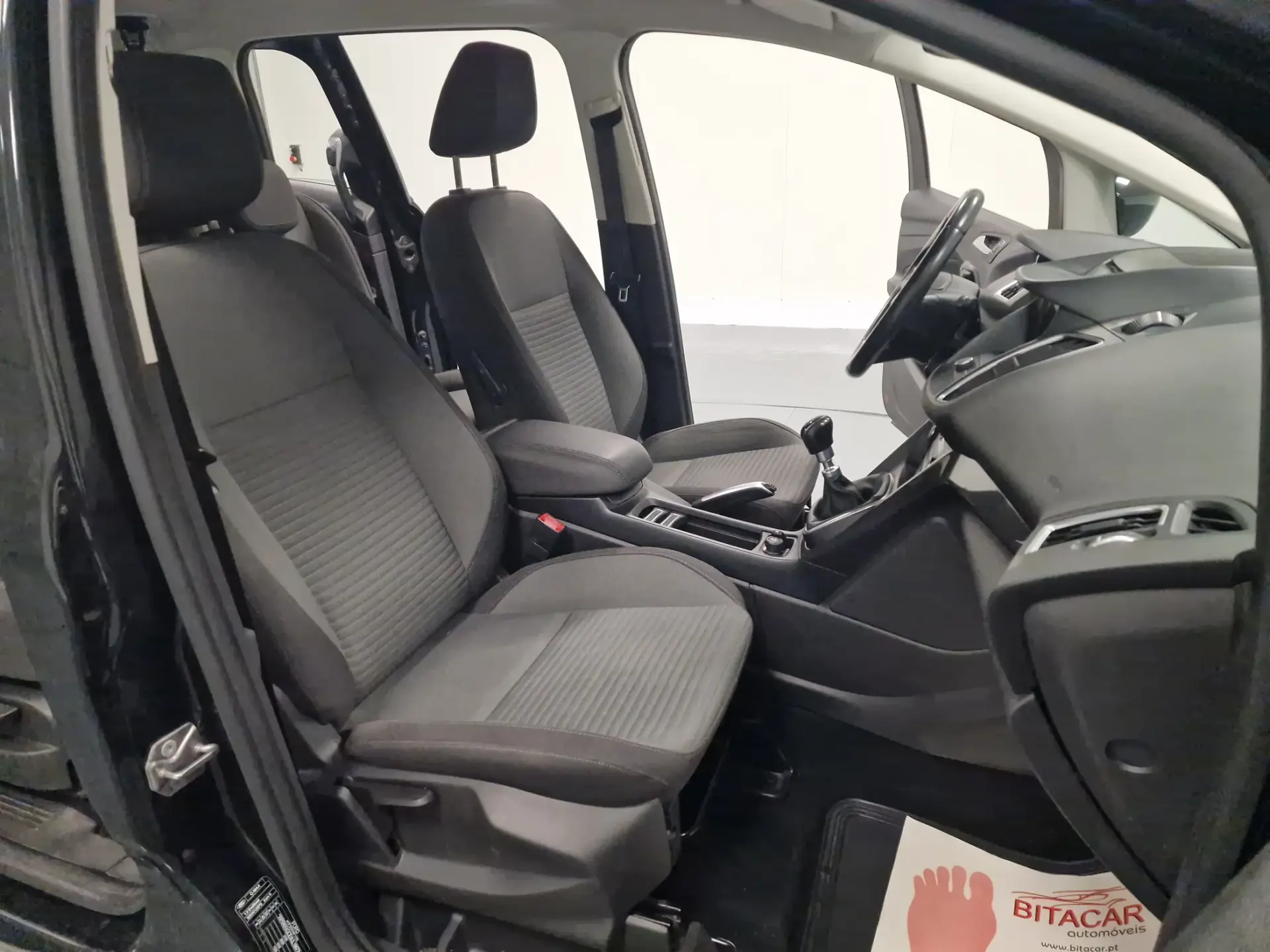 Ford Grand C-Max 1.0 SCTi Titanium S/S 28