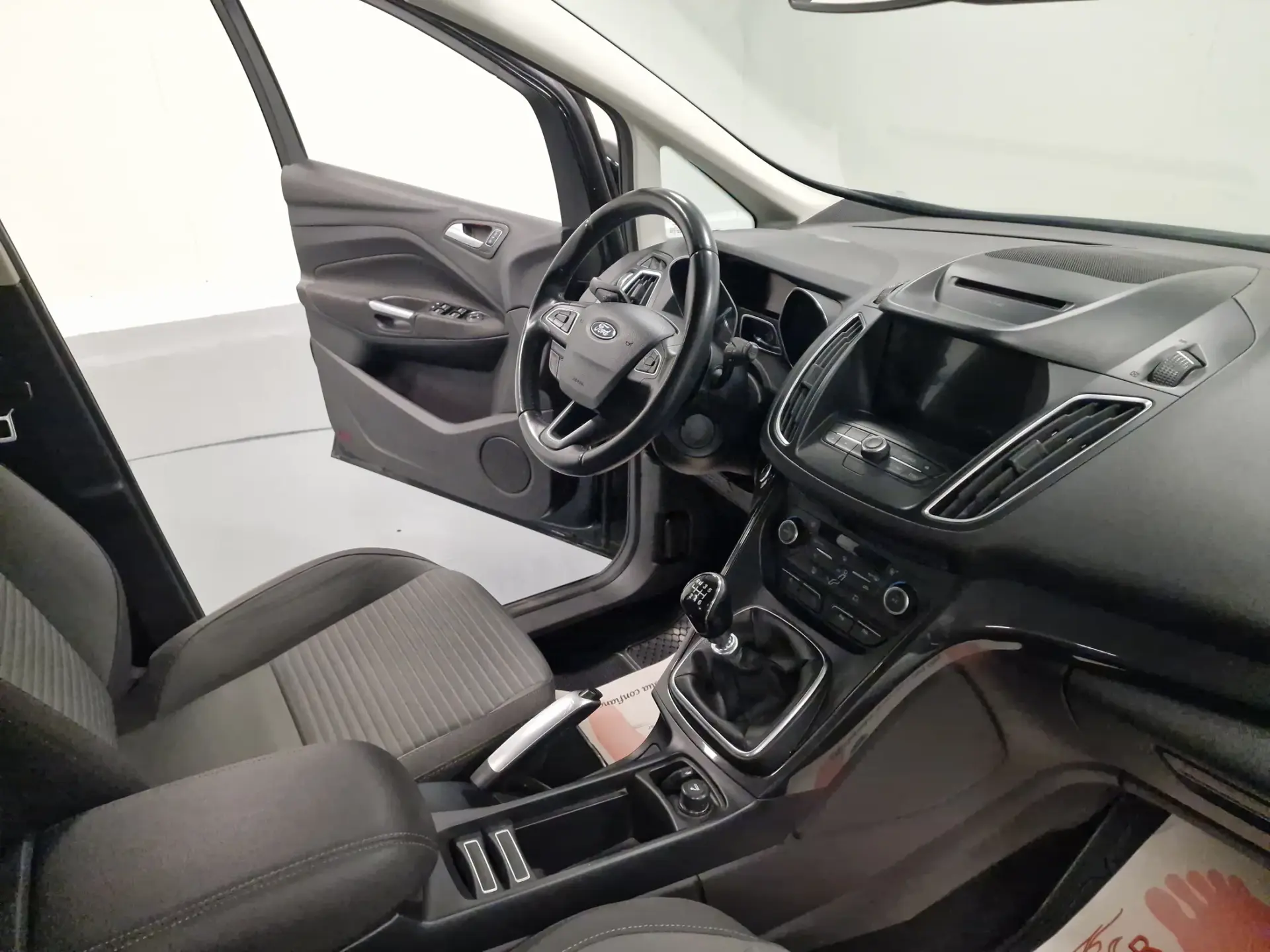 Ford Grand C-Max 1.0 SCTi Titanium S/S 31