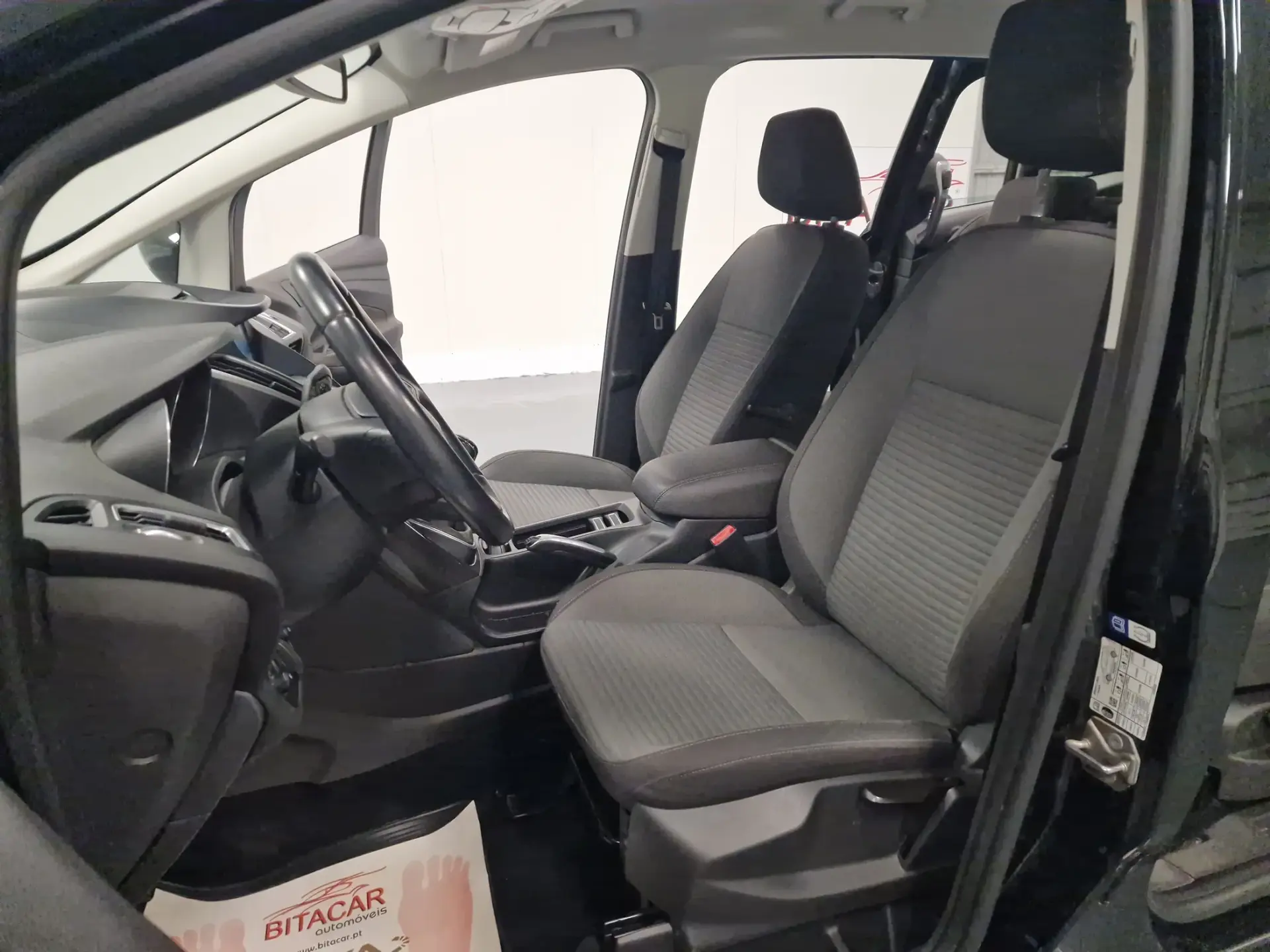 Ford Grand C-Max 1.0 SCTi Titanium S/S 37