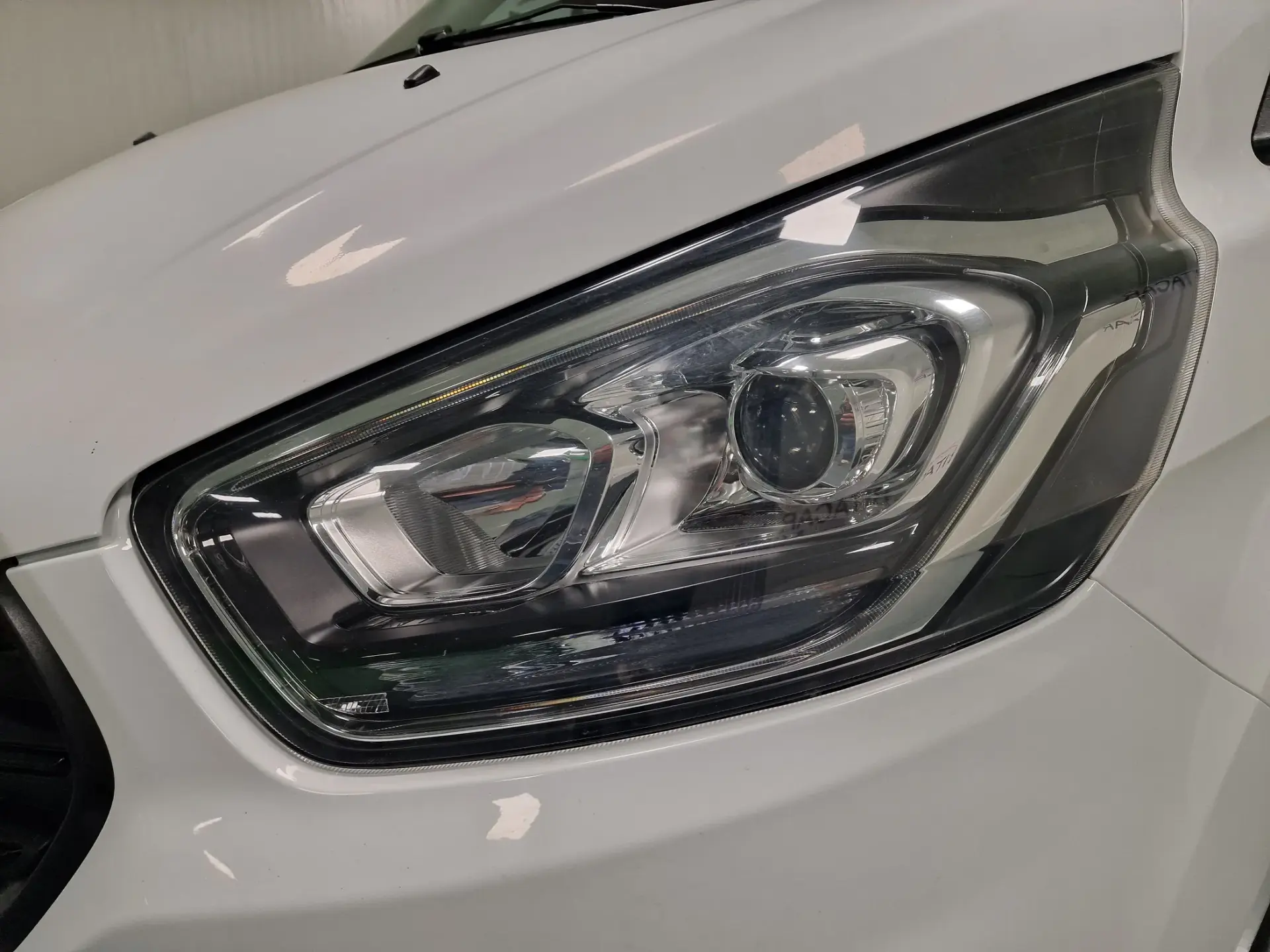 Ford Transit Custom 310L1 2.0 TDCi H1-Tecto Baixo Trend 13