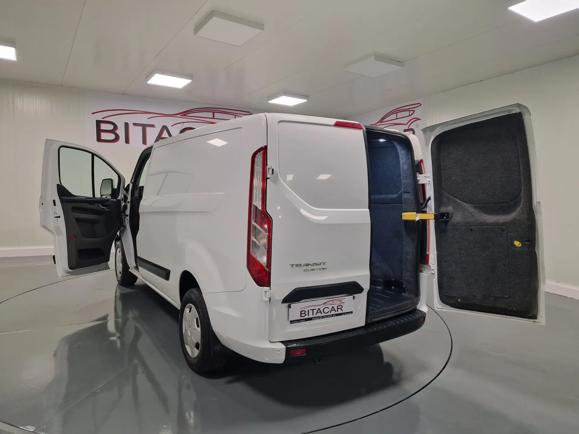 Ford Transit Custom 310L1 2.0 TDCi H1-Tecto Baixo Trend 27
