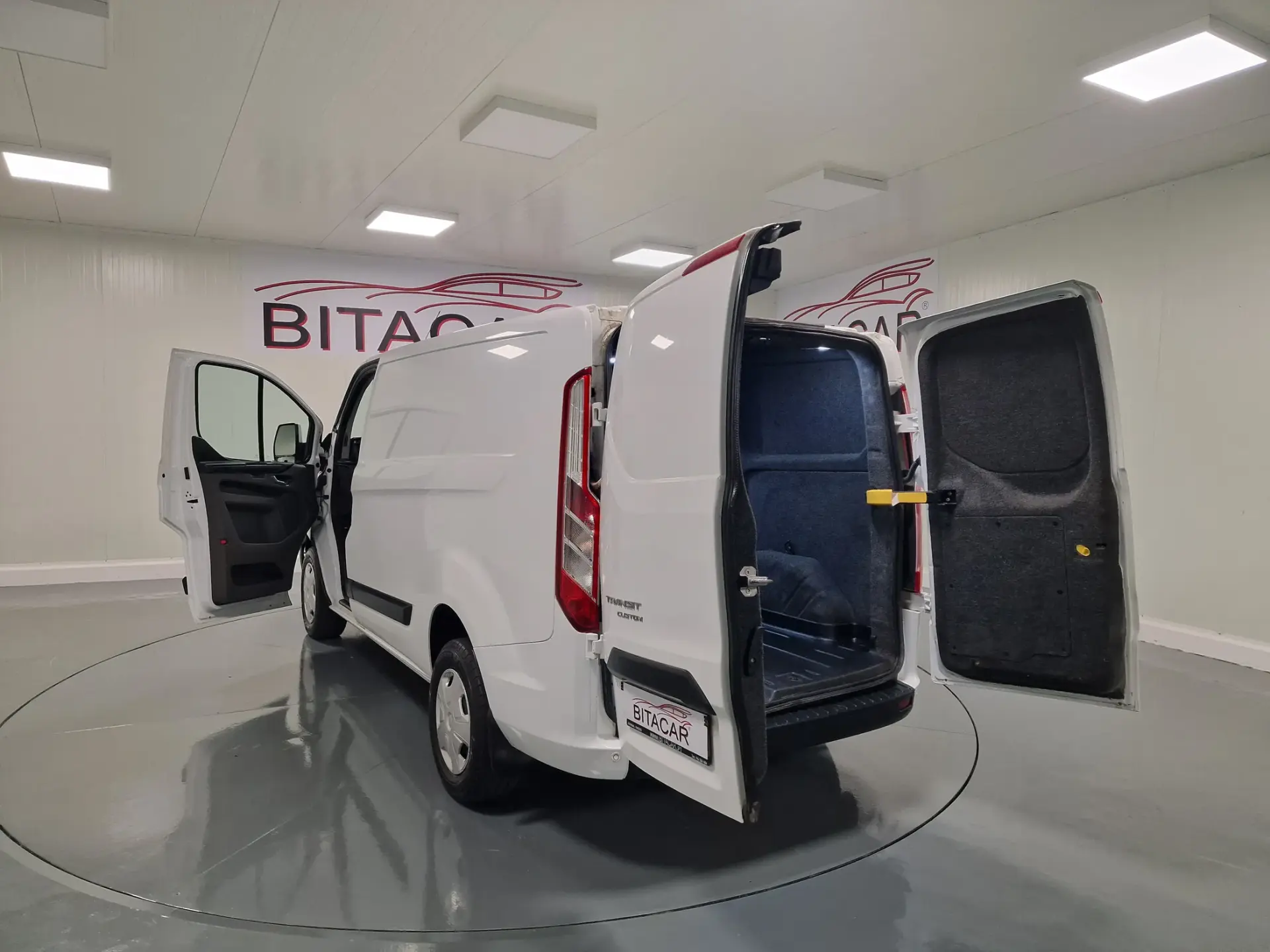 Ford Transit Custom 310L1 2.0 TDCi H1-Tecto Baixo Trend 28