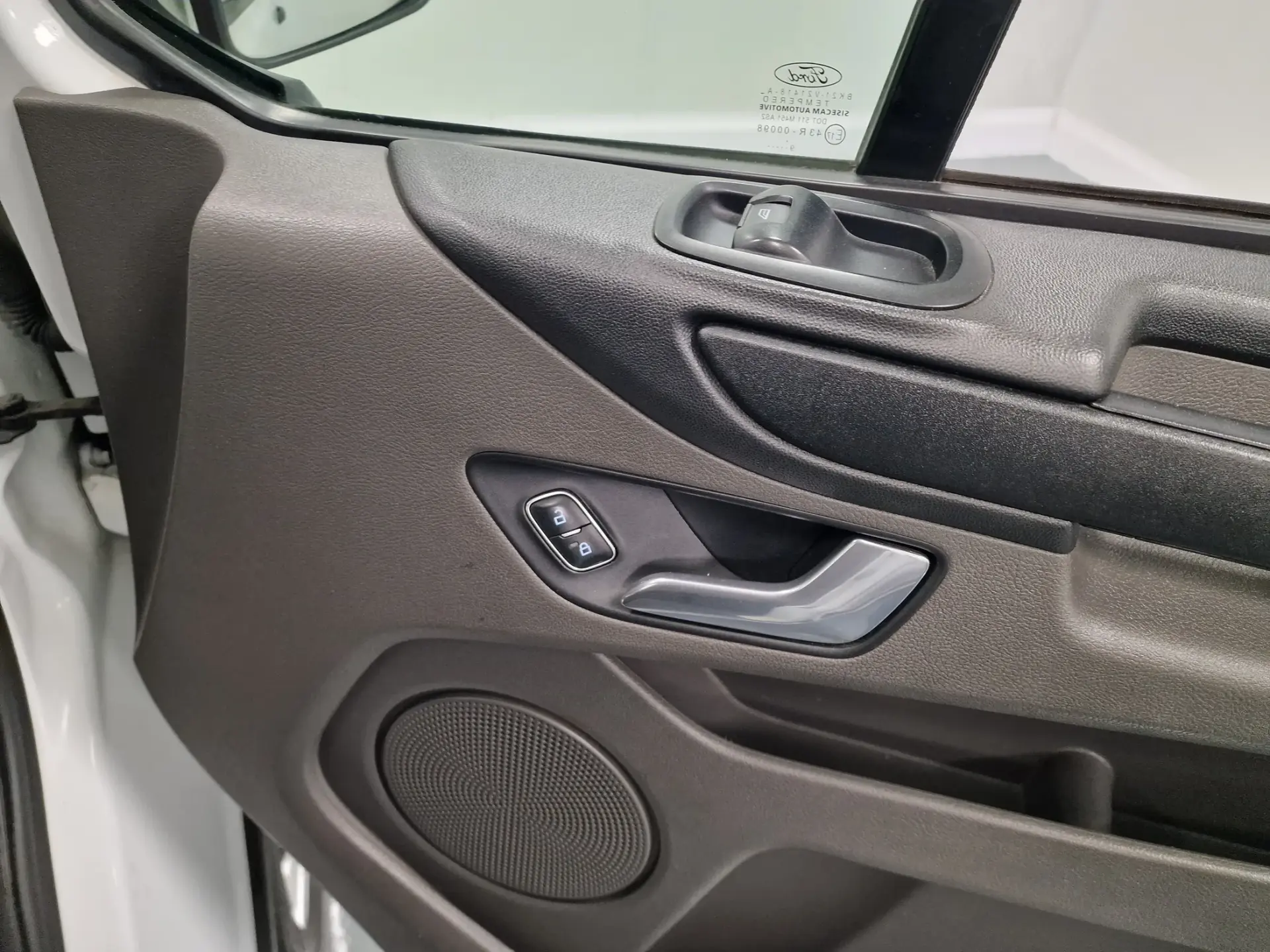 Ford Transit Custom 310L1 2.0 TDCi H1-Tecto Baixo Trend 47