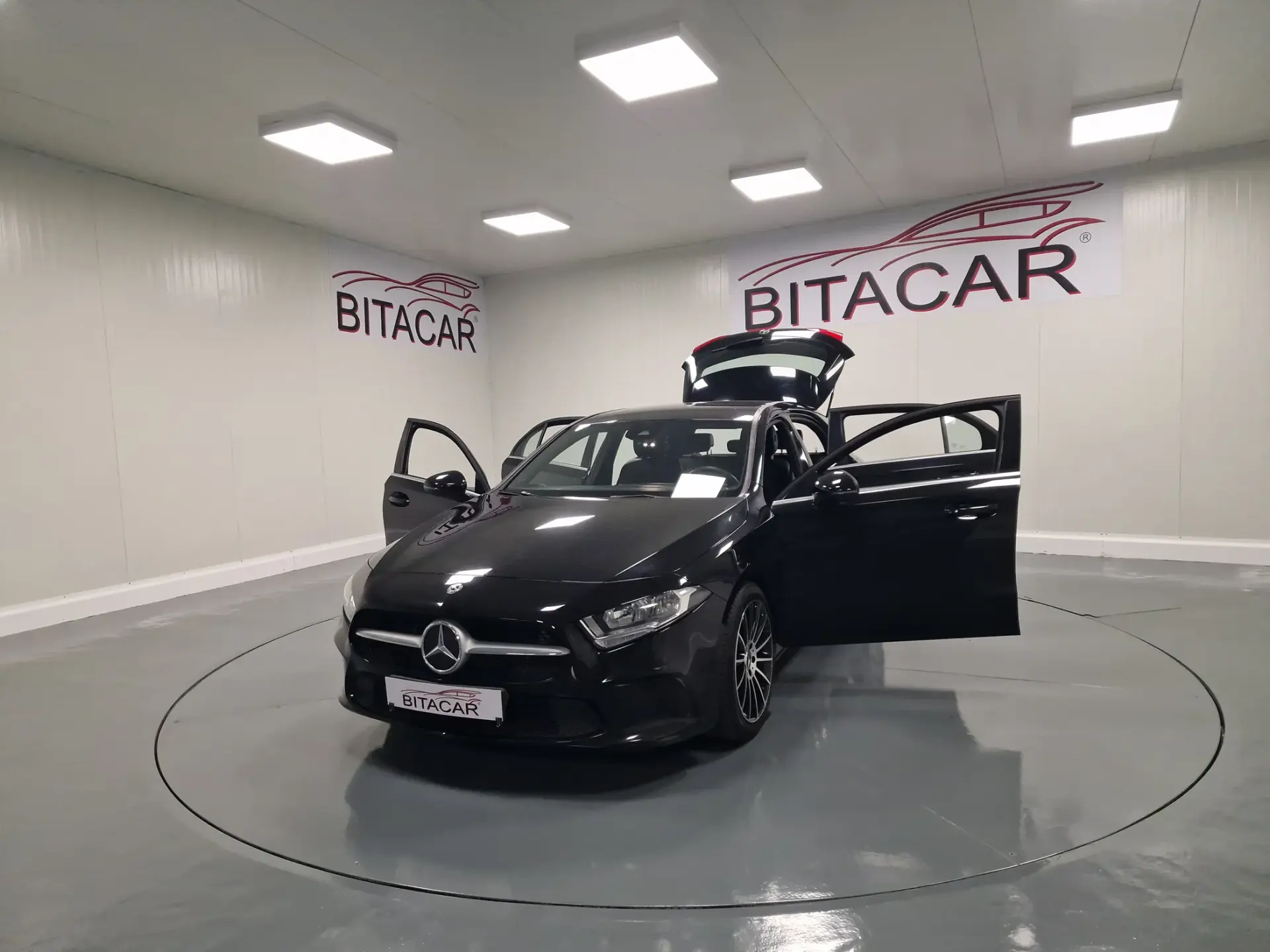 Mercedes-Benz A 180 d Style Plus Aut. 13