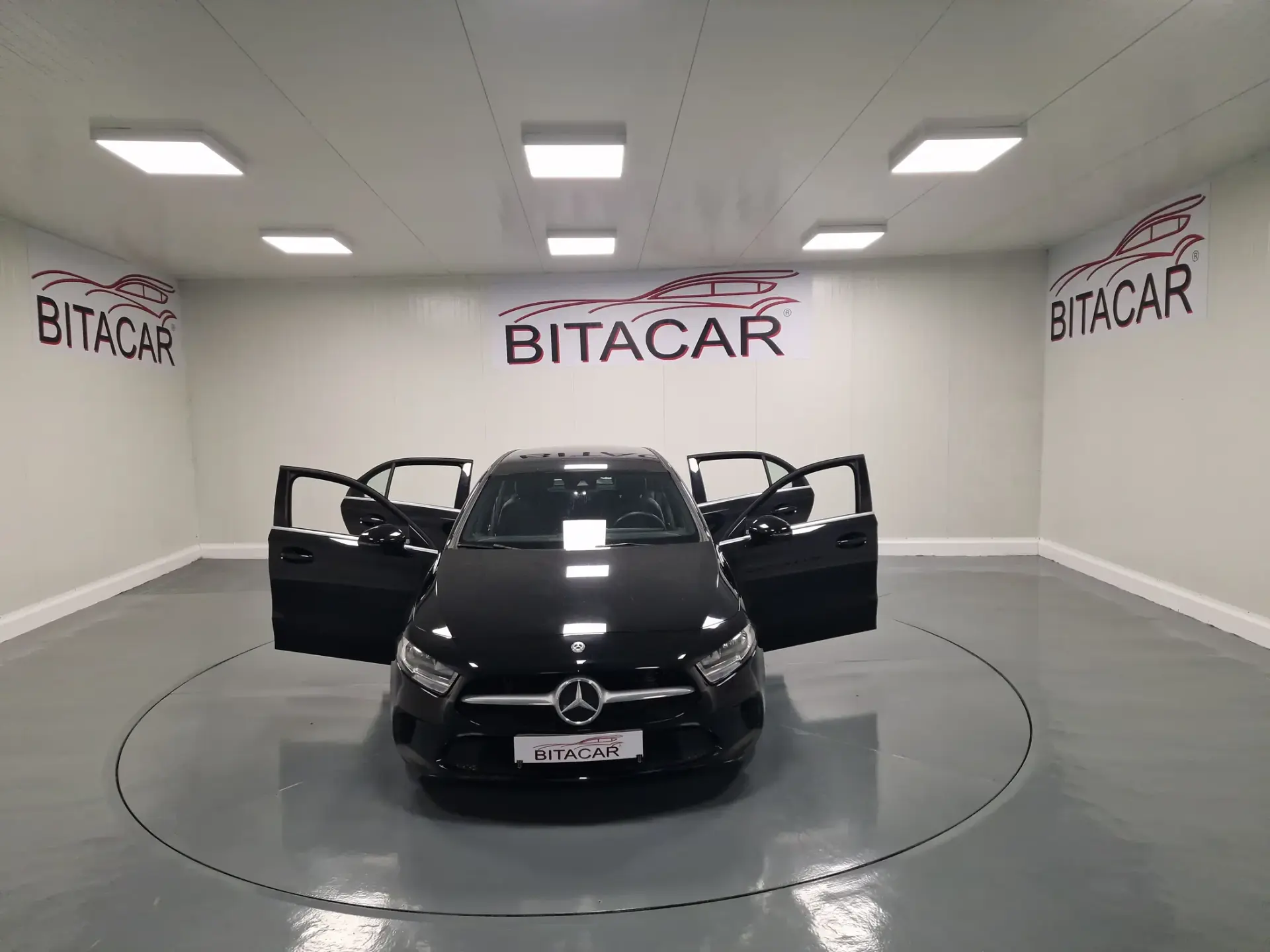 Mercedes-Benz A 180 d Style Plus Aut. 16