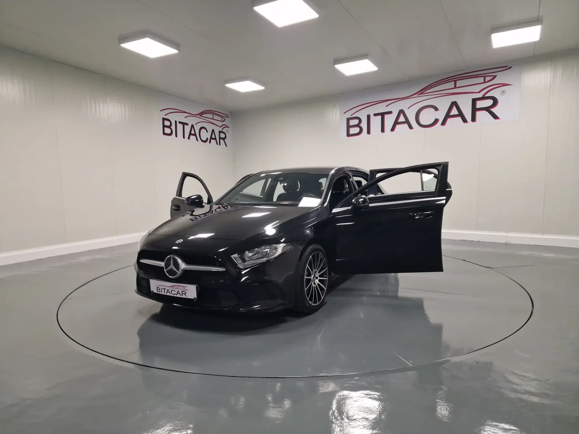 Mercedes-Benz A 180 d Style Plus Aut. 17