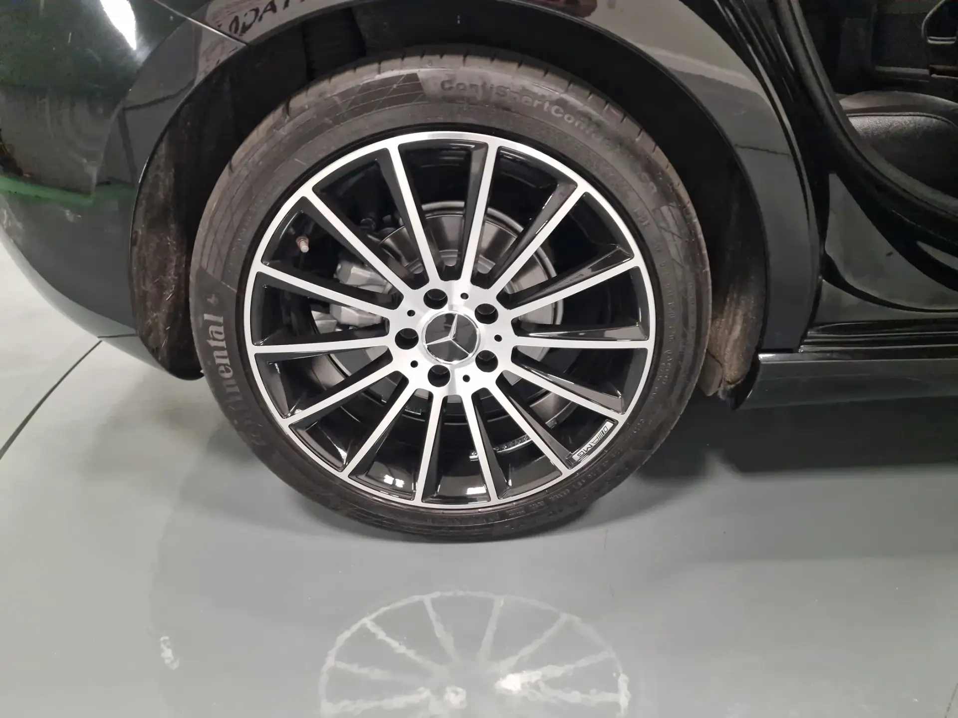 Mercedes-Benz A 180 d Style Plus Aut. 27