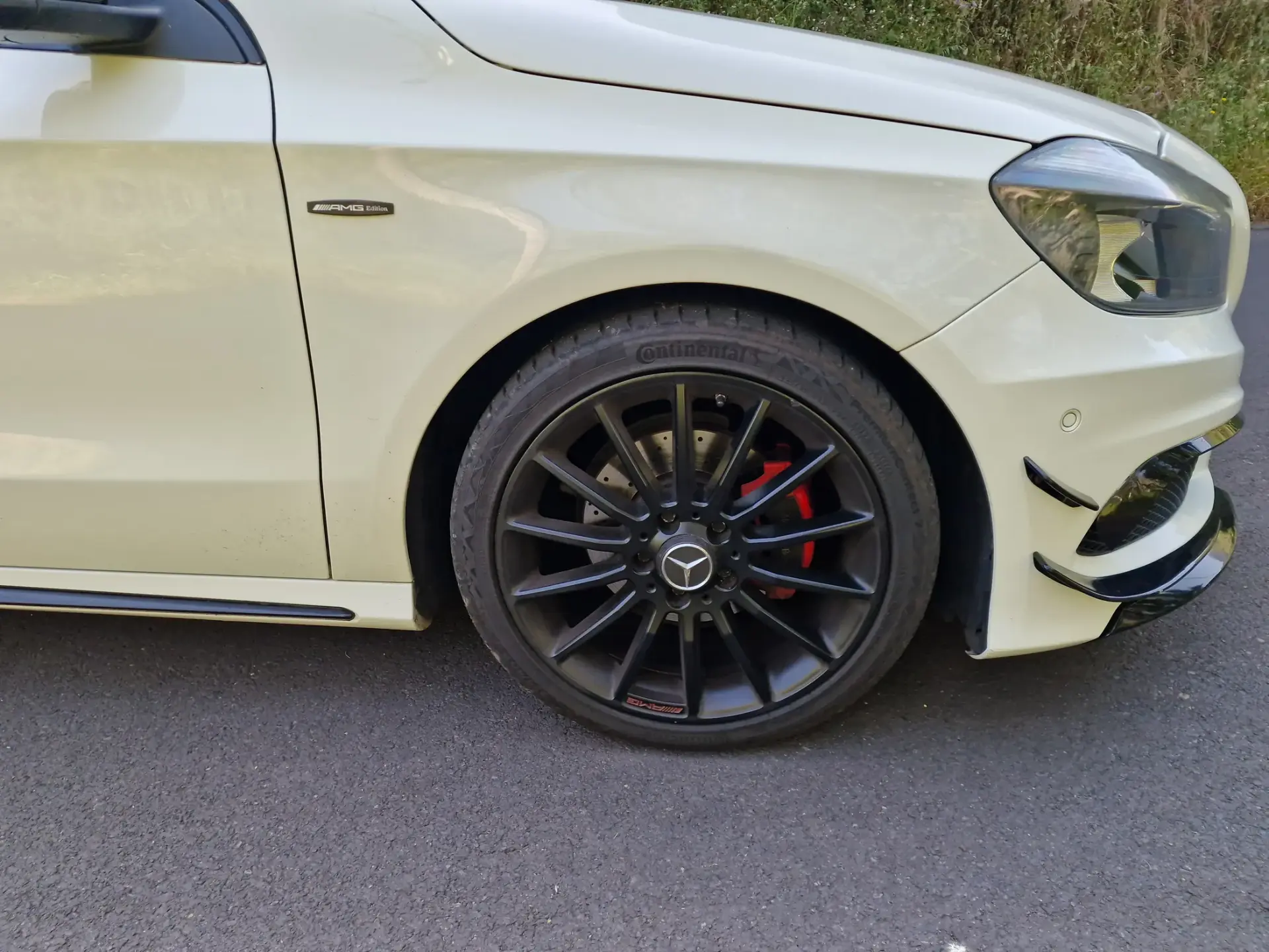 Mercedes-Benz A 180 d AMG Line 4