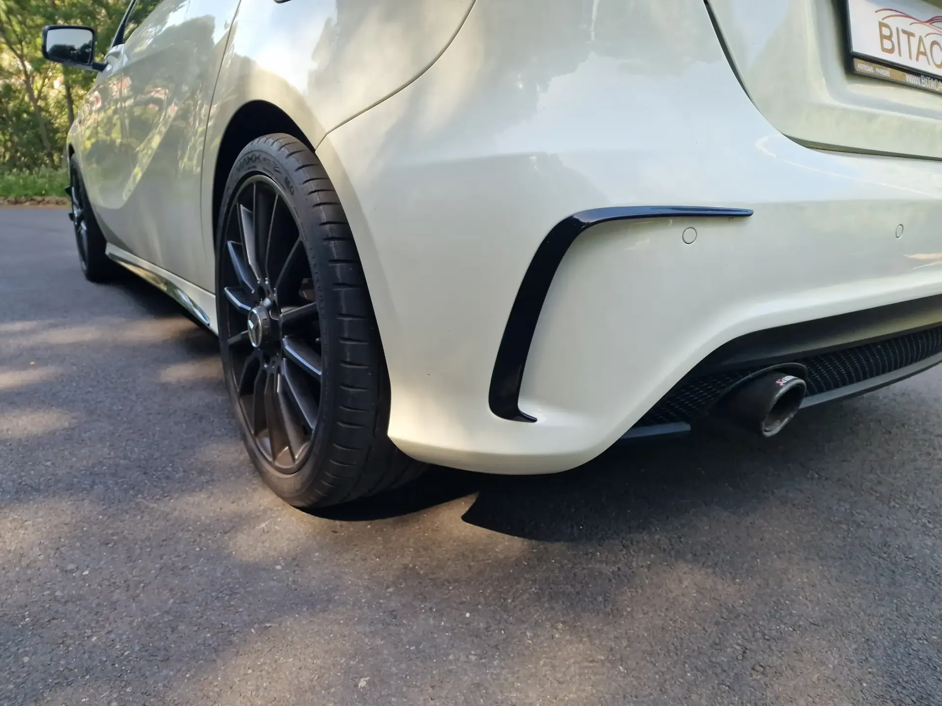 Mercedes-Benz A 180 d AMG Line 19