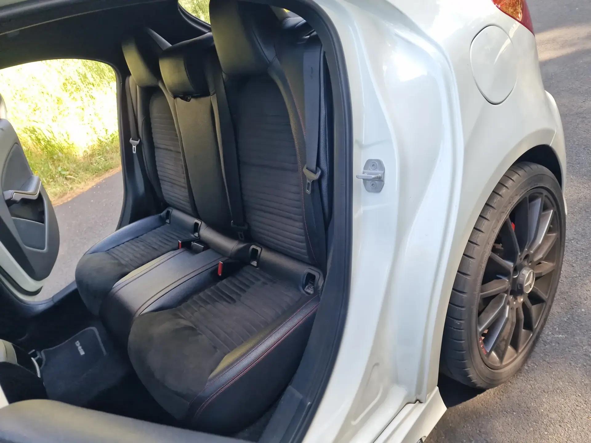 Mercedes-Benz A 180 d AMG Line 44