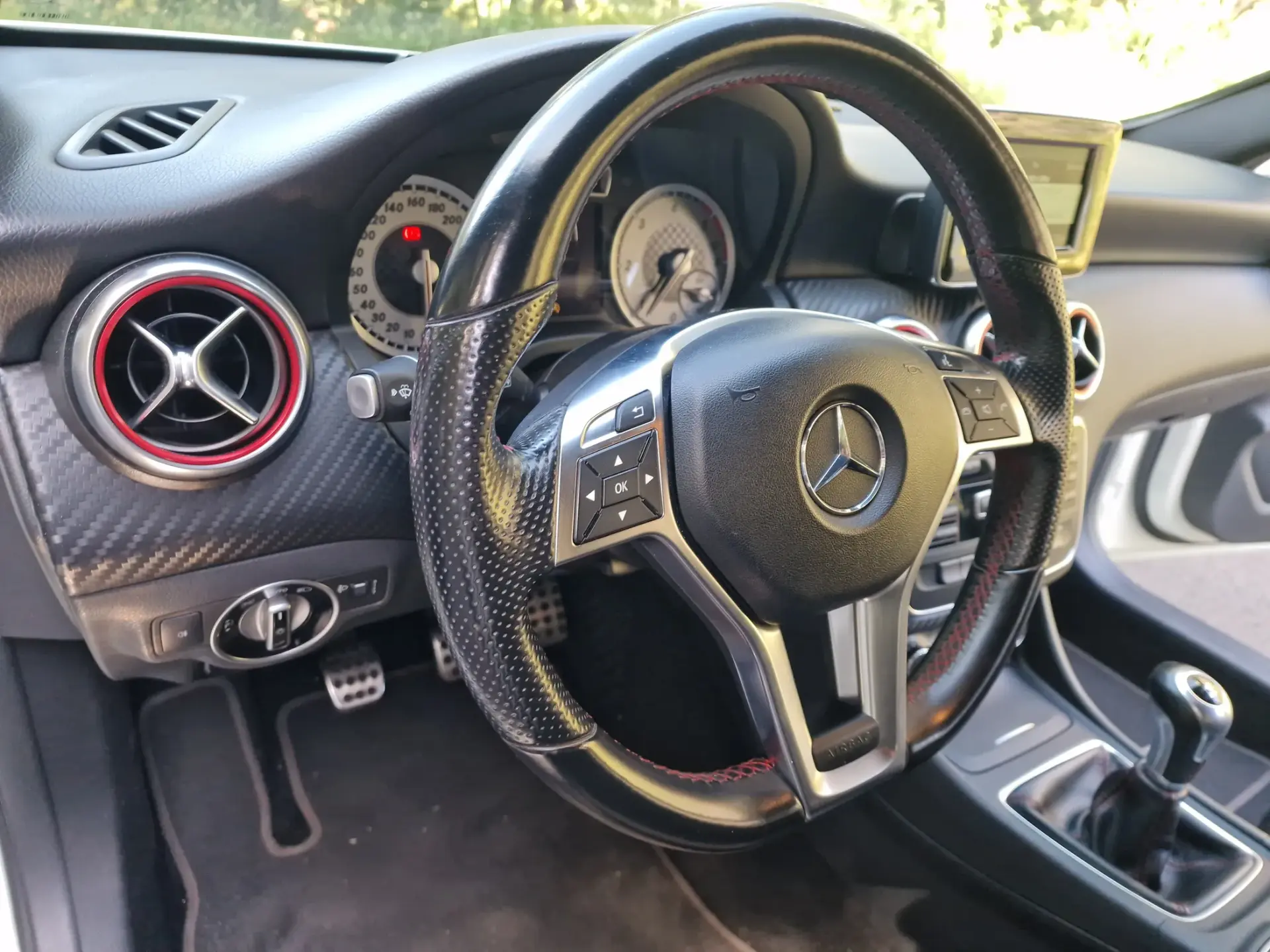 Mercedes-Benz A 180 d AMG Line 70