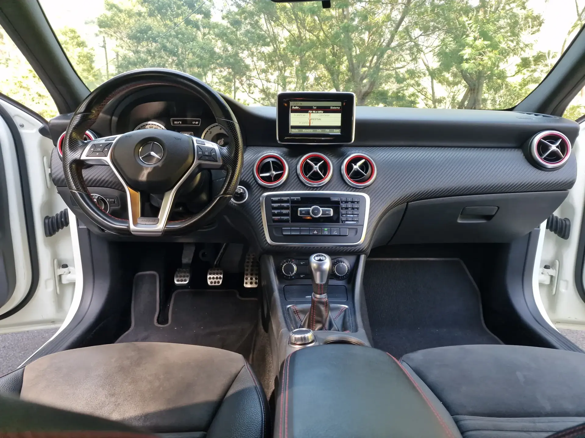 Mercedes-Benz A 180 d AMG Line 90