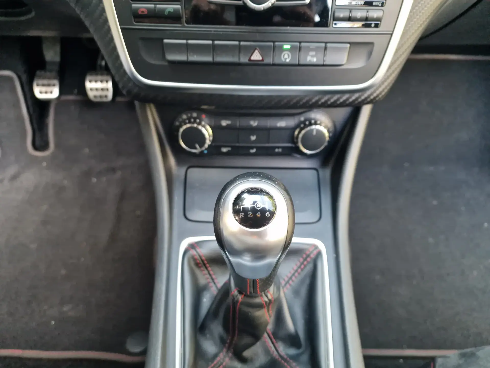 Mercedes-Benz A 180 d AMG Line 94