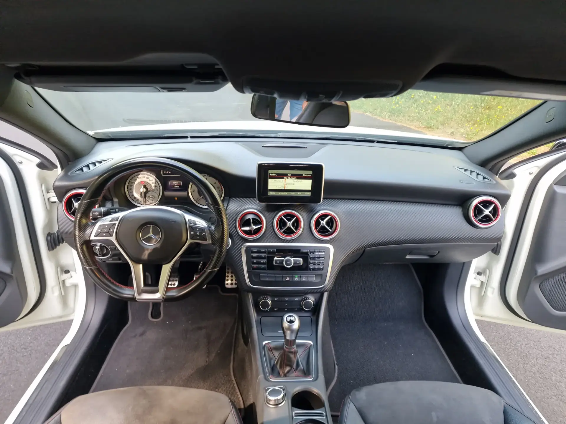 Mercedes-Benz A 180 d AMG Line 97