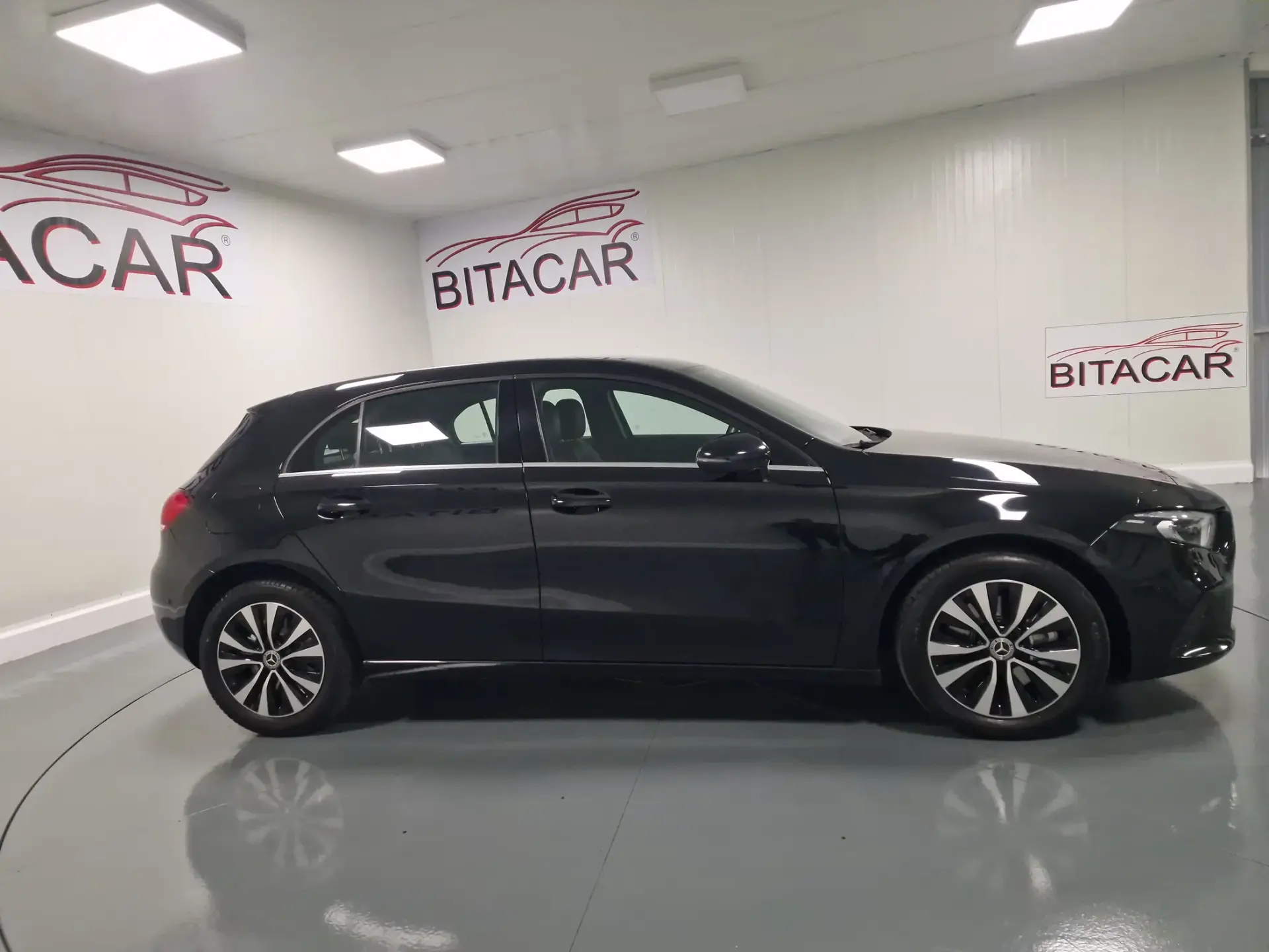 Mercedes-Benz A 250 E STYLE PLUS Hibrido Plug-In 3