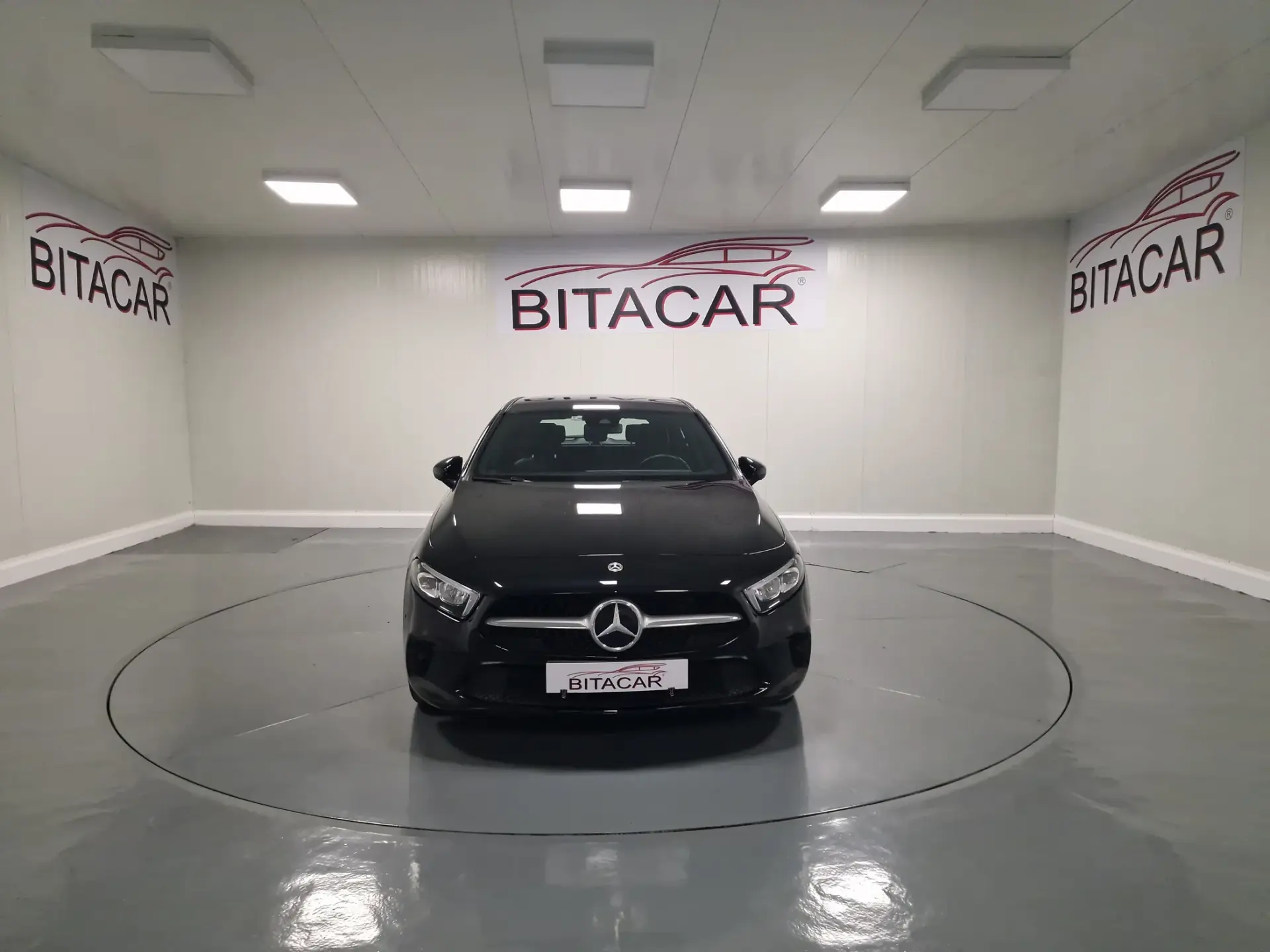 Mercedes-Benz A 250 E STYLE PLUS Hibrido Plug-In 8