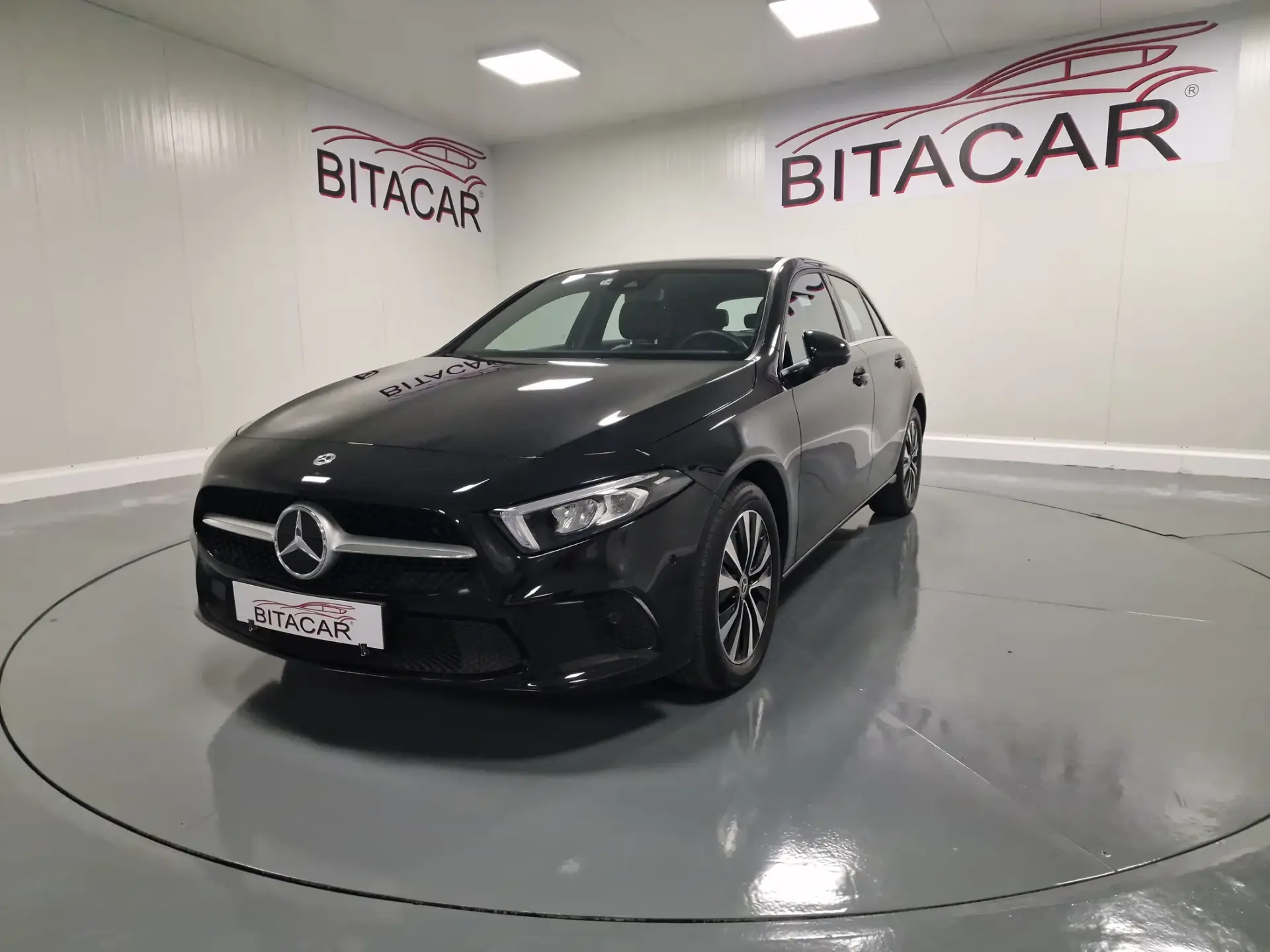 Mercedes-Benz A 250 E STYLE PLUS Hibrido Plug-In 16
