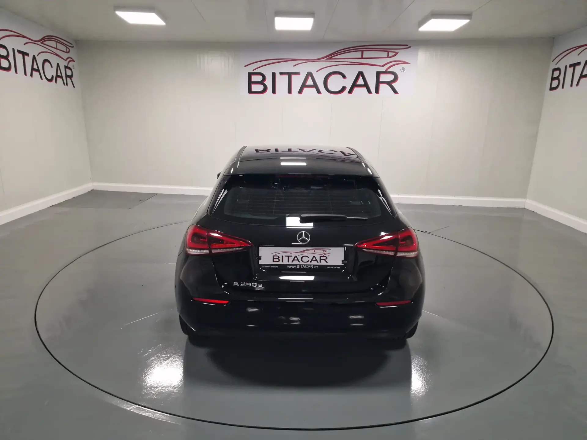 Mercedes-Benz A 250 E STYLE PLUS Hibrido Plug-In 29
