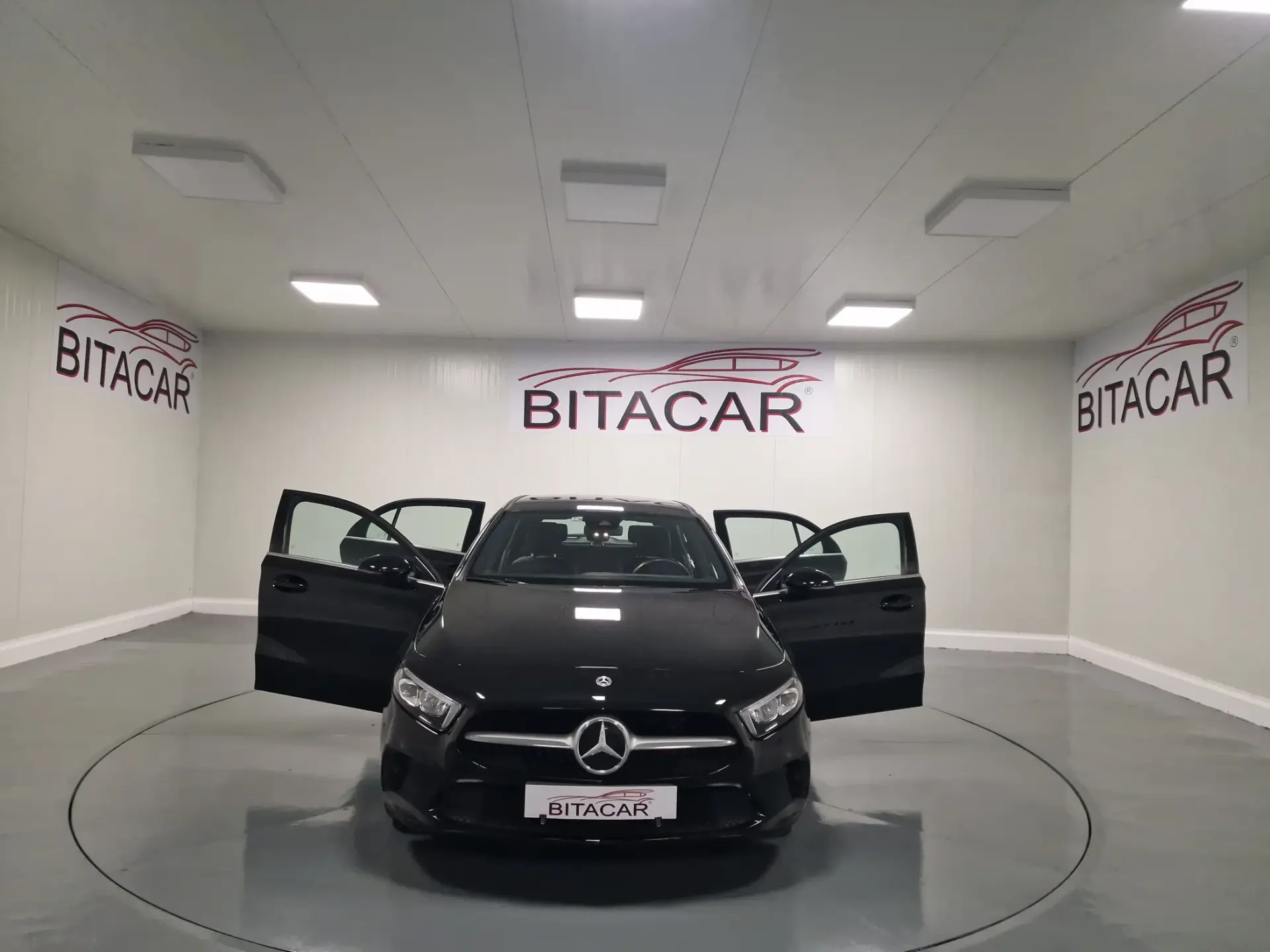 Mercedes-Benz A 250 E STYLE PLUS Hibrido Plug-In 54
