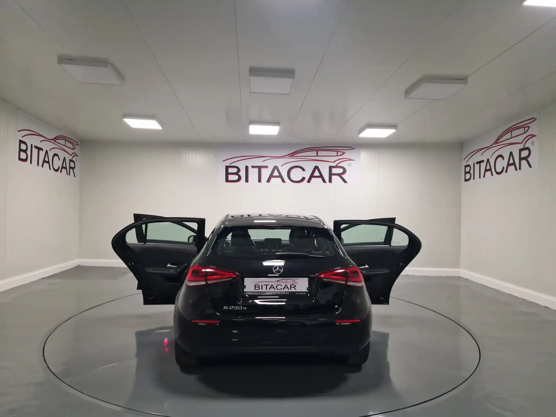 Mercedes-Benz A 250 E STYLE PLUS Hibrido Plug-In 60