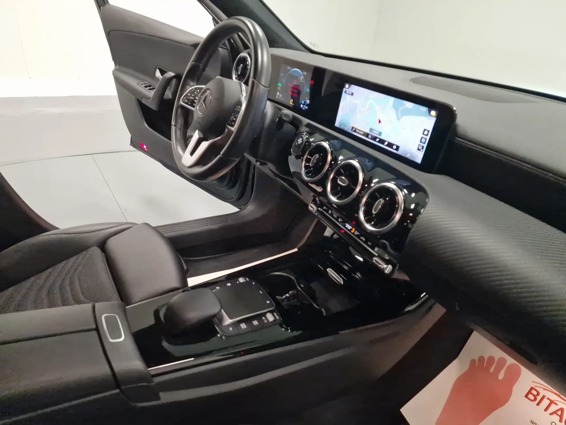 Mercedes-Benz A 250 E STYLE PLUS Hibrido Plug-In 101
