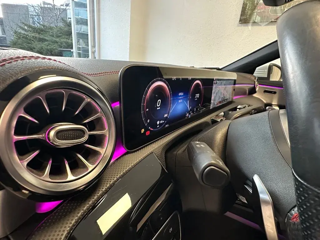 Mercedes-Benz CLA 220 d AMG Line Aut. 13