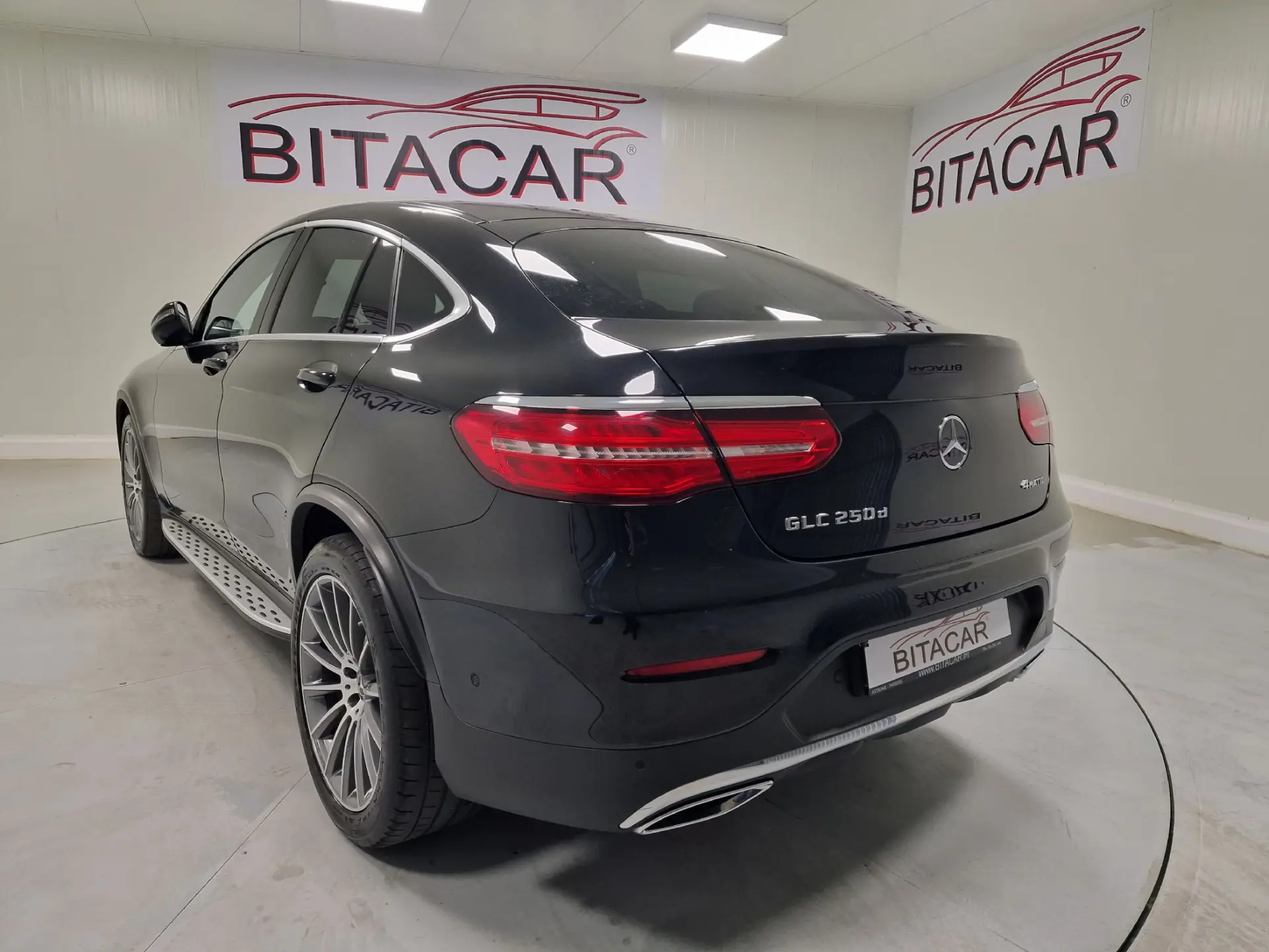 Mercedes-Benz GLC 250 COUPE AMG LINE 4-MATIC AUT. 18