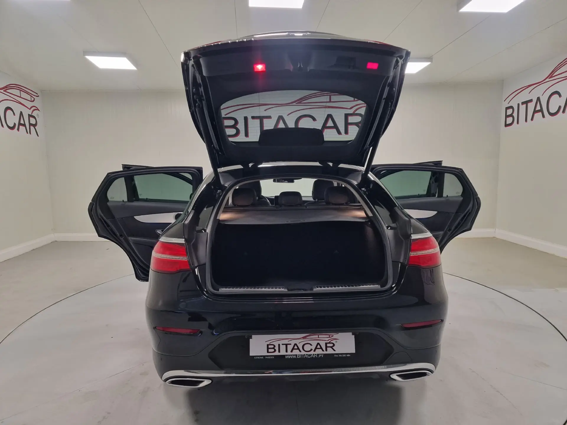Mercedes-Benz GLC 250 COUPE AMG LINE 4-MATIC AUT. 35