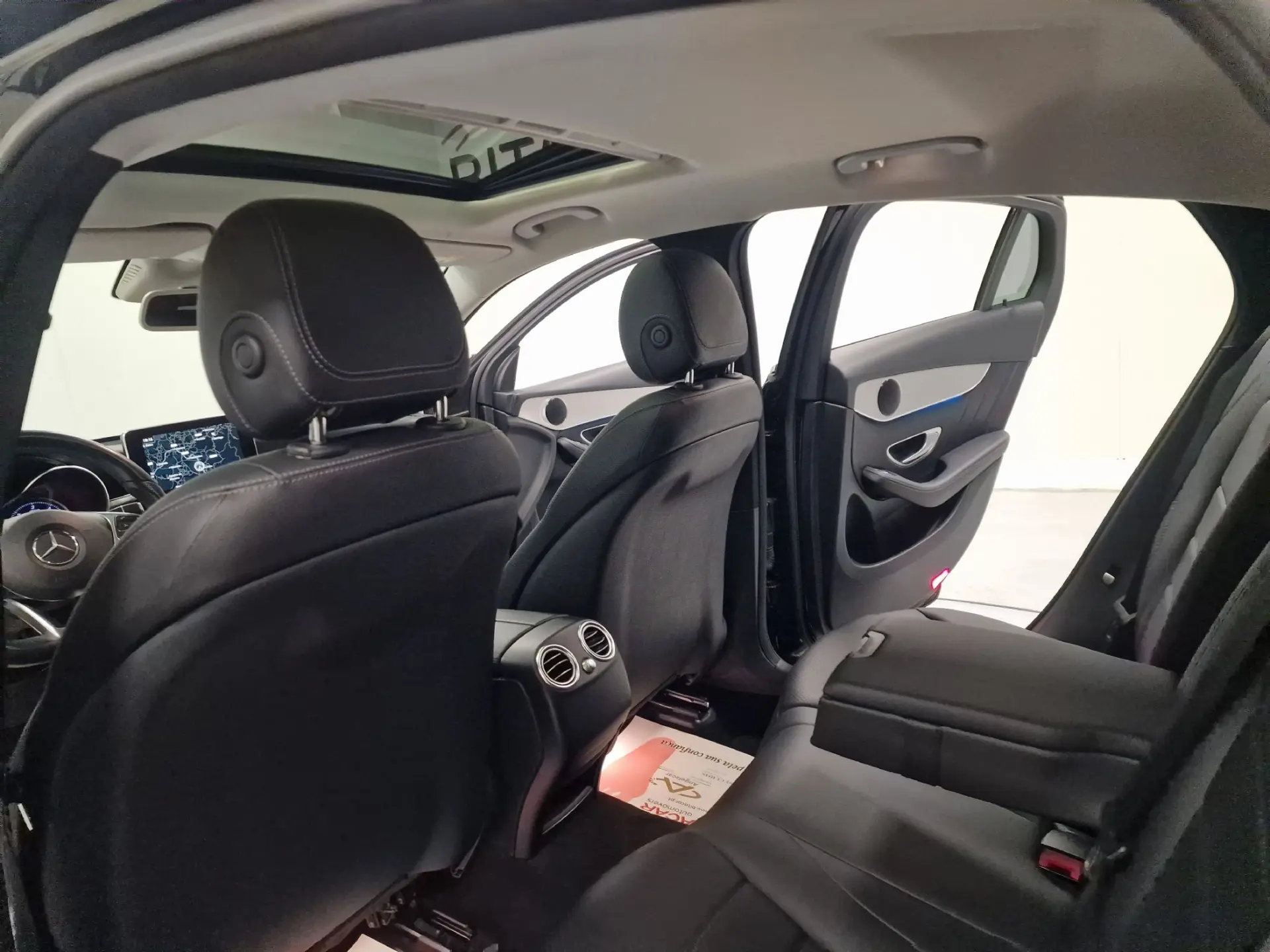 Mercedes-Benz GLC 250 COUPE AMG LINE 4-MATIC AUT. 46