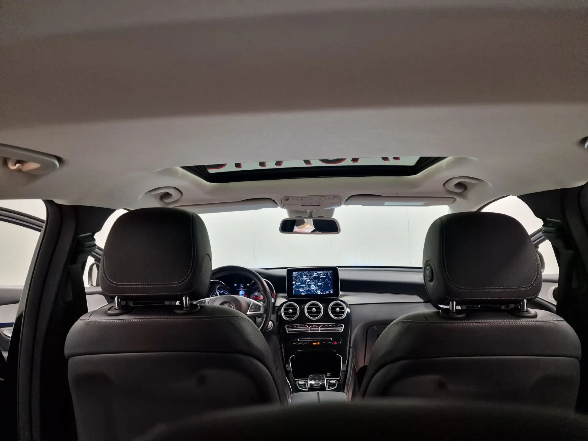 Mercedes-Benz GLC 250 COUPE AMG LINE 4-MATIC AUT. 48