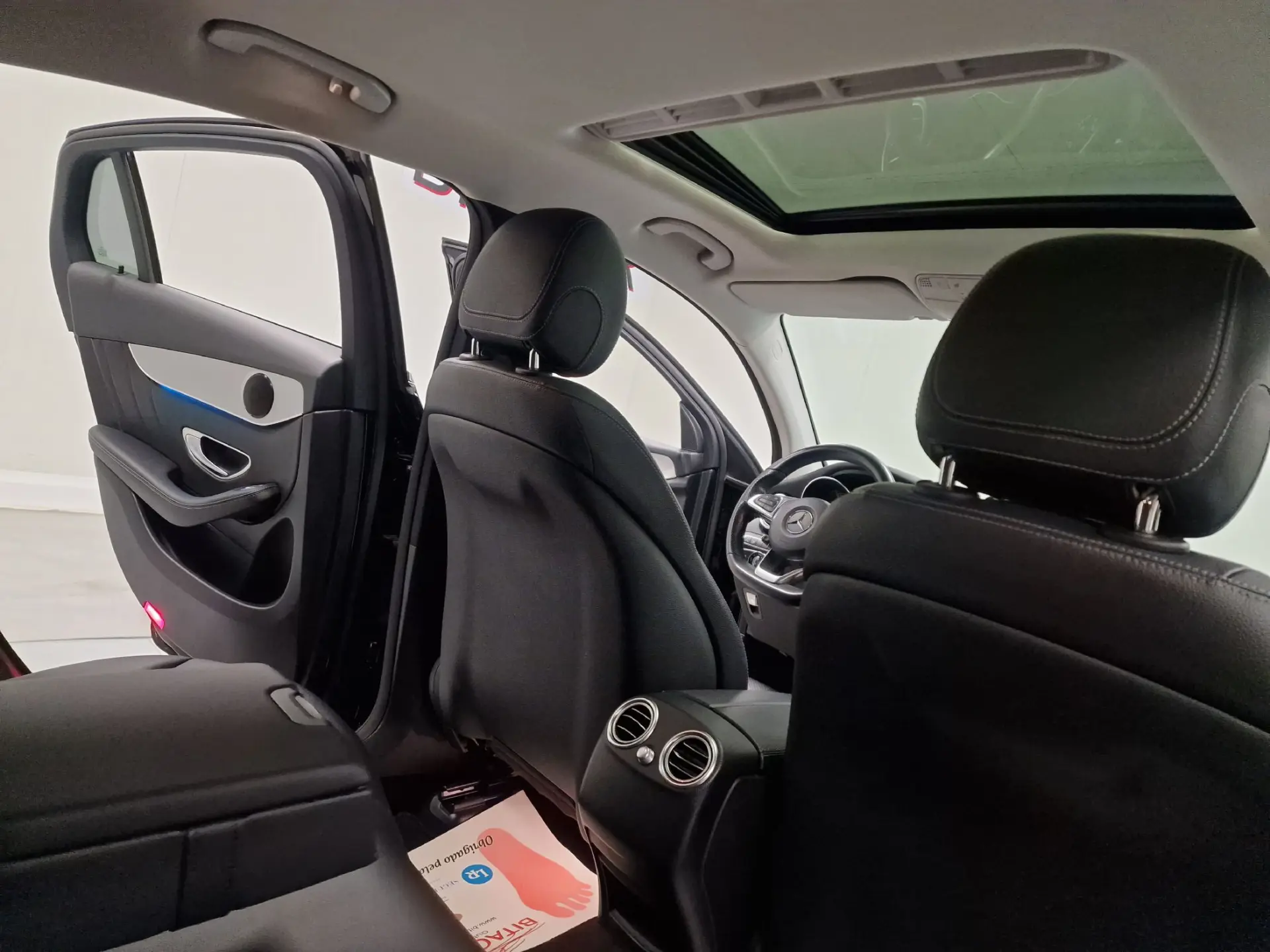 Mercedes-Benz GLC 250 COUPE AMG LINE 4-MATIC AUT. 57