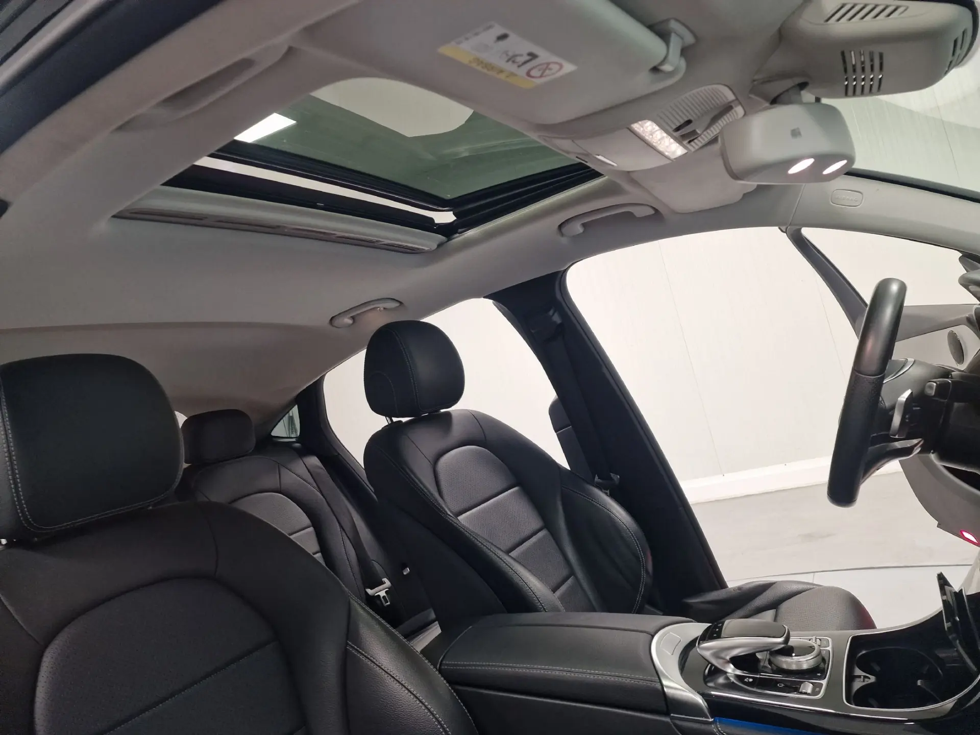 Mercedes-Benz GLC 250 COUPE AMG LINE 4-MATIC AUT. 61