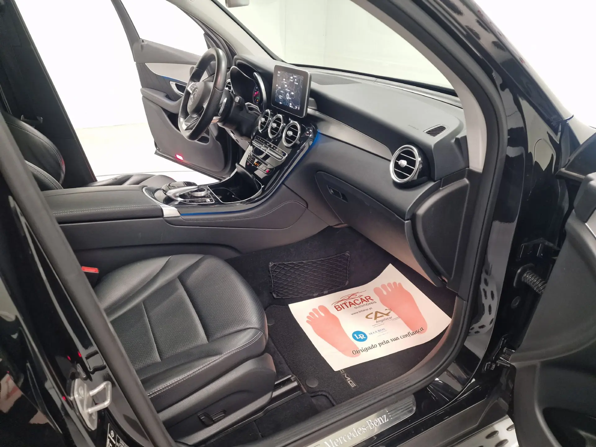 Mercedes-Benz GLC 250 COUPE AMG LINE 4-MATIC AUT. 62