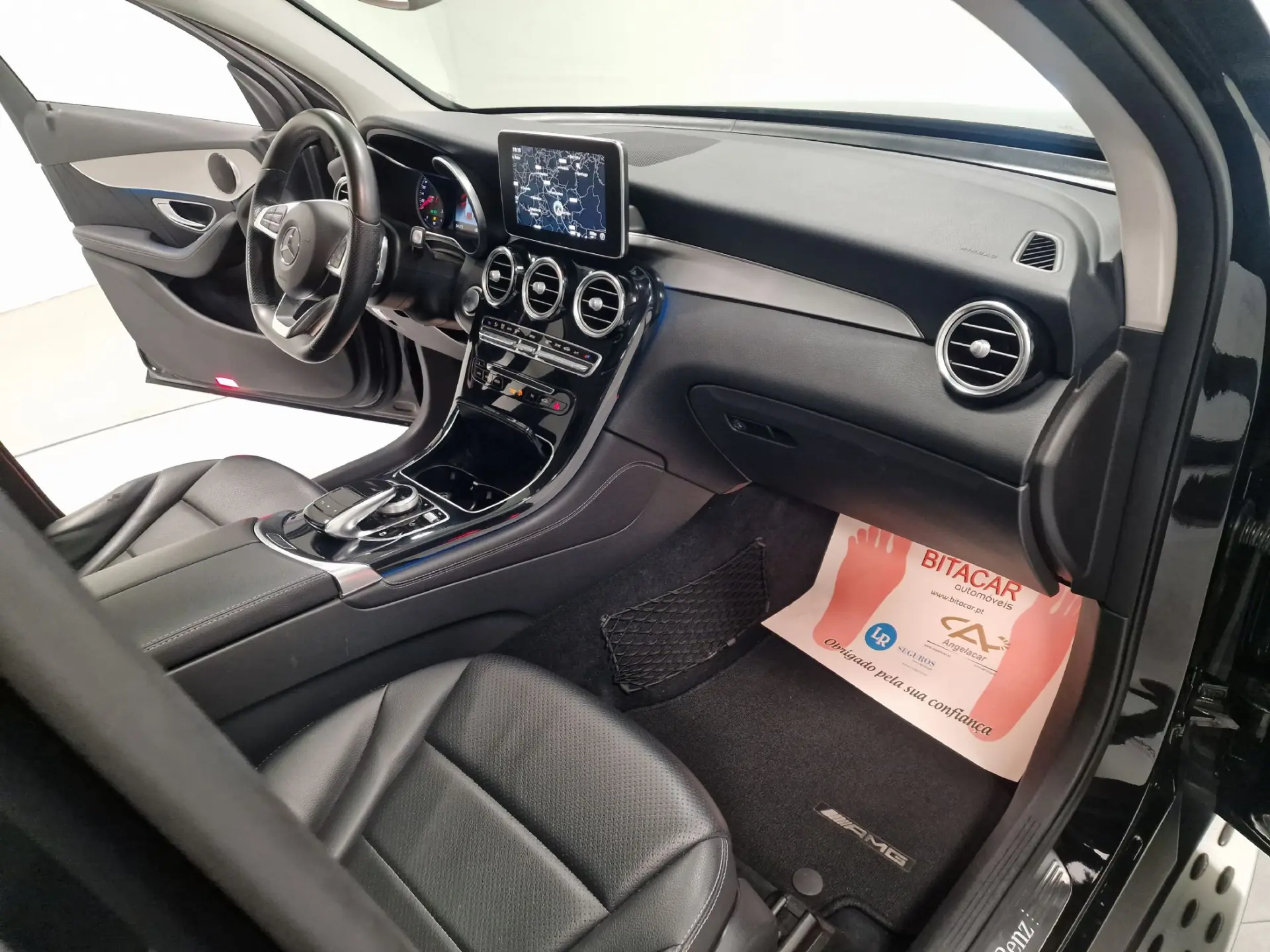 Mercedes-Benz GLC 250 COUPE AMG LINE 4-MATIC AUT. 64